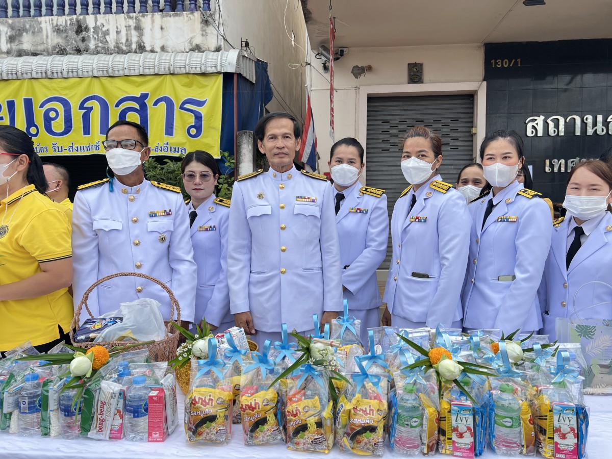 กปภ.สาขาหล่มสัก เข้าร่วมกิจกรรมทำบุญตักบาตร และจิตอาสาบำเพ็ญสาธารณประโยชน์และบำเพ็ญสาธารณกุศลเฉลิมพระเกียรติพระบาทสมเด็จพระเจ้าอยู่หัว เนื่องในโอกาสวันเฉลิมพระชนมพรรษา 28 กรกฎาคม 2566