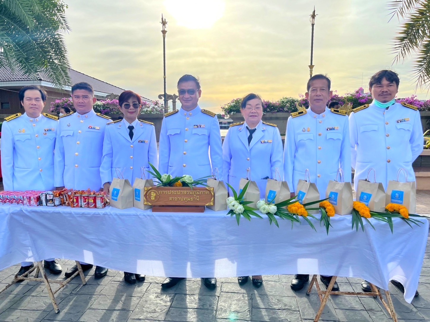 กปภ.สาขาปทุมธานี ร่วมกิจกรรมเฉลิมพระเกียรติพระบาทสมเด็จพระเจ้าอยู่หัว เนื่องในโอกาสวันเฉลิมพระชนมพรรษา 28 กรกฎาคม 2566 ของจังหวัดปทุมธานี