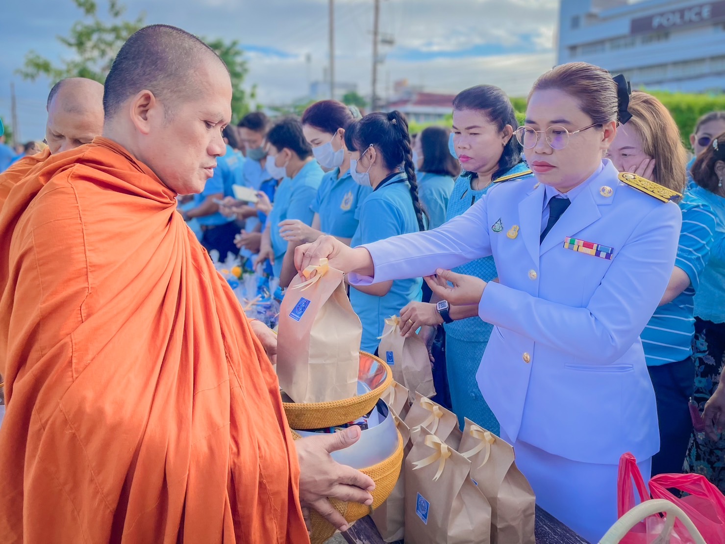 การประปาส่วนภูมิภาคสาขาทุ่งสง ร่วมทำบุญตักบาตรเนื่องในโอกาสเฉลิมพระเกียรติพระนางเจ้าสิริกิติ์ พระบรมราชินีนาถ พระบรมราชชนนีพันปีหลวง 12 สิงหาคม 2566