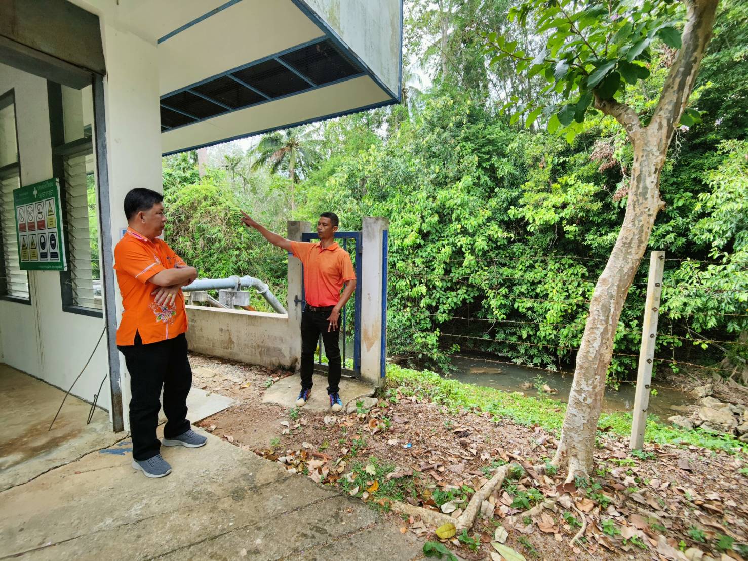 การประปาส่วนภูมิภาคสาขากาญจนดิษฐ์ ดำเนินการสำรวจปริมาณน้ำดิบและตรวจสอบปริมาณน้ำดิบ เฝ้าระวังภัยแล้ง แล้งนี้ต้องผ่านไปได้