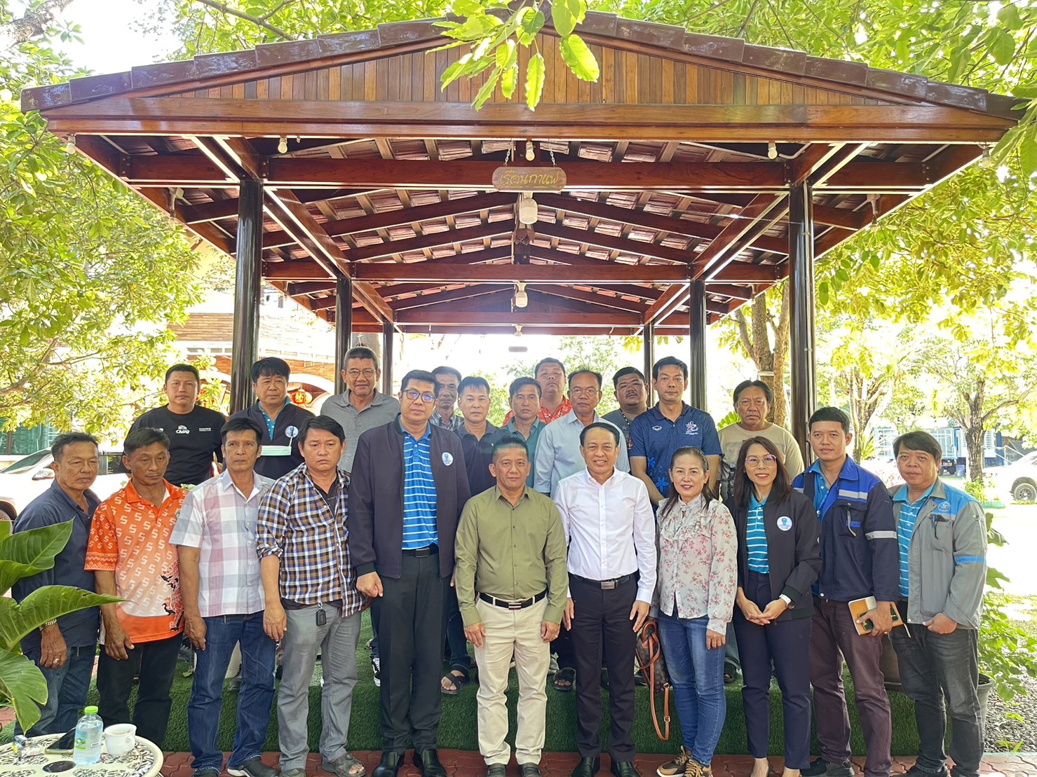 การประปาส่วนภูมิภาคสาขาราชบุรี และ การประปาส่วนภูมิภาคสาขาสมุทรสงคราม ลงพื้นที่พบปะ ผู้นำชุมชน ในพื้นที่ อบต.ท่านัด อ.ดำเนินสะดวก จ.ราชบุรี ขับเคลื่อนการดำเนินงานตามนโยบายรัฐบาลและกระทรวงมหาดไทย