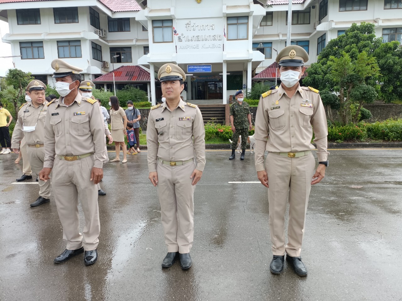 การประปาส่วนภูมิภาคสาขาปากน้ำประแสร์ ร่วมกิจกรรมวันพระราชทานธงชาติไทย