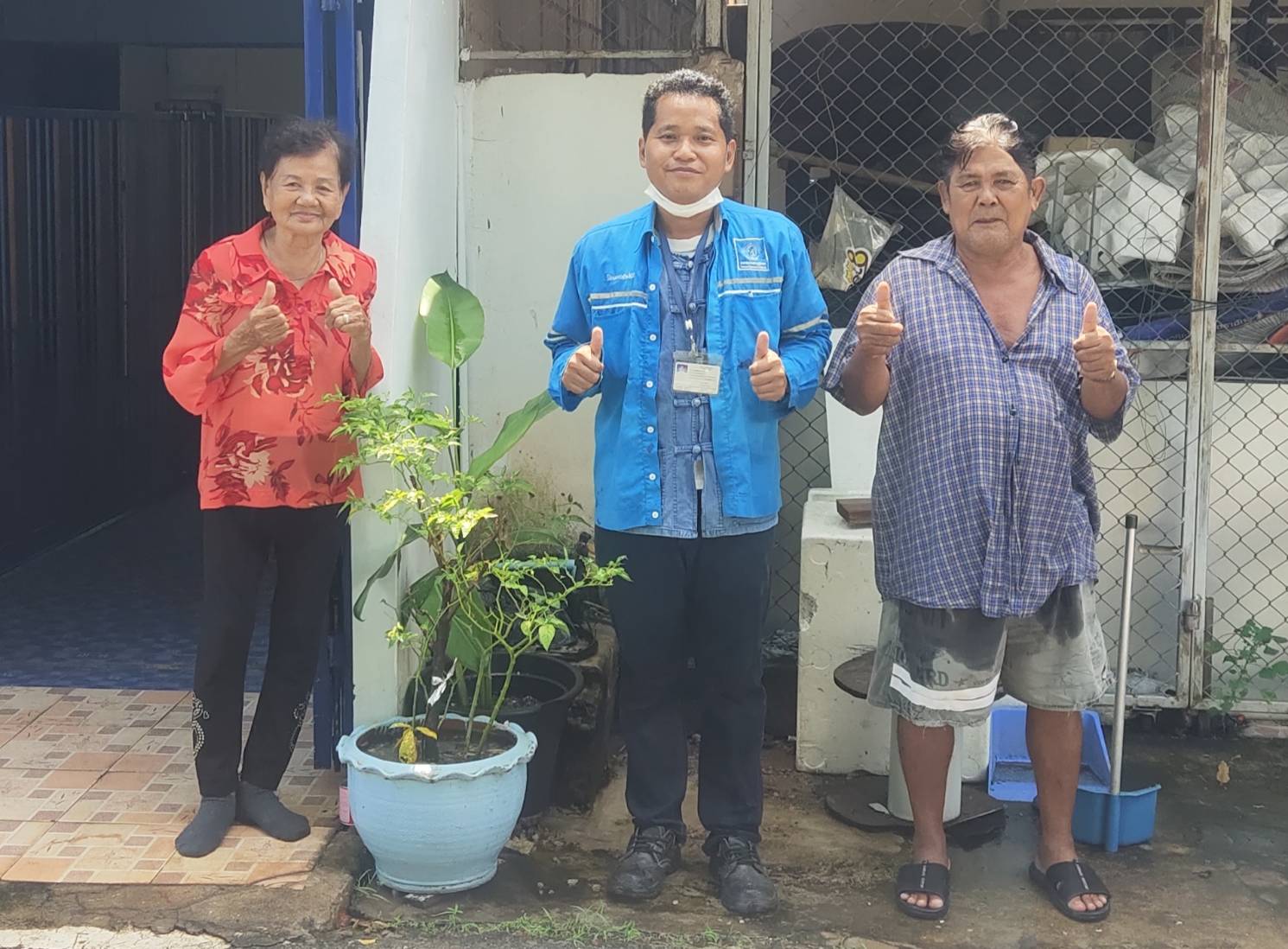 กปภ.สาขากำแพงเพชร ส่งมิสเตอร์ประปาตรวจสอบวาล์วน้ำ พร้อมให้คำแนะนำ