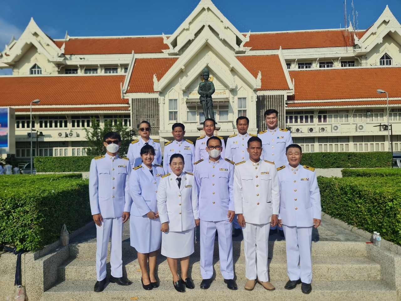 การประปาส่วนภูมิภาคสาขาคลองหลวง ร่วมพิธีทำบุญตักบาตรถวายพระราชกุศล และพิธีวางพวงมาลา เนื่องในวันนวมินทรมหาราช 13 ตุลาคม 2566