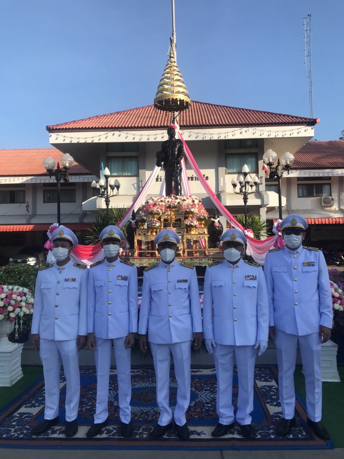 การประปา&#8203;ส่วน&#8203;ภูมิภาค&#8203;สาสาขท่าตะโก ร่วมพิธีวางพวงมาลา เนื่องในวันปิยมหาราช ประจำปี 2566 เพื่อน้อมรำลึกถึงวันคล้ายวันสวรรคต ของพระบาทสมเด็จพระจุลจอมเกล้าเจ้าอยู่หัว