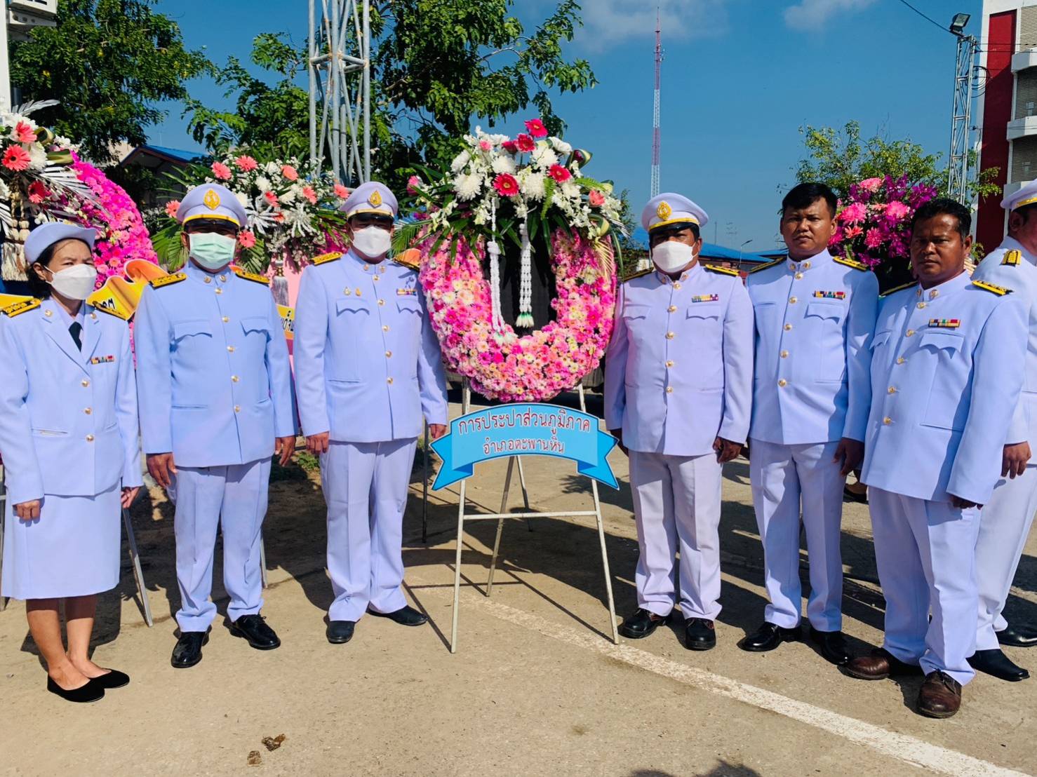 กปภ.สาขาตะพานหิน ร่วมพิธีวางพวงมาลา เนื่องในวันปิยมหาราช 23 ตุลาคม 2566
