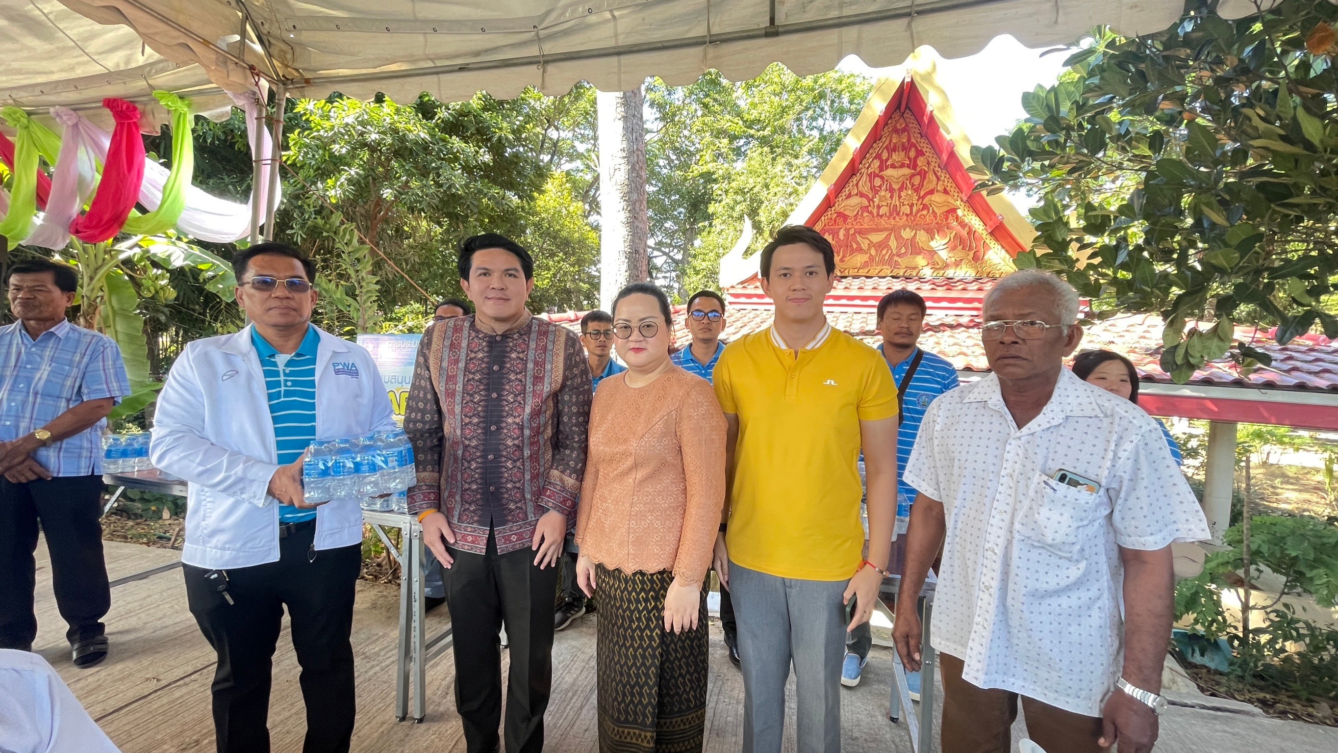 กปภ.สาขาคลองหลวง ร่วมกับวัดท่าซุงทักษิณาราม ร่วมสืบสานประเพณีไทย การแข่งขันเรือยาวประเพณีเนื่องในวันลอยกระทงปี 2566