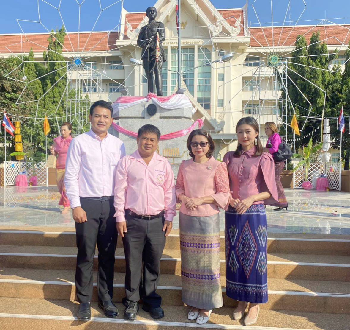กปภ.สาขาสาขาขอนแก่น(พ) ร่วมกิจกรรมพิธีบวงสรวงสิ่งศักดิ์สิทธิ์งานเทศกาลไหมนานาชาติ ประเพณีผูกเสี่ยวงานกาชาดจังหวัดขอนแก่น เเละงานขอนแก่นซอฟต์พาวเวอร์ ประจำปี 2566 (จุดที่ 3)
