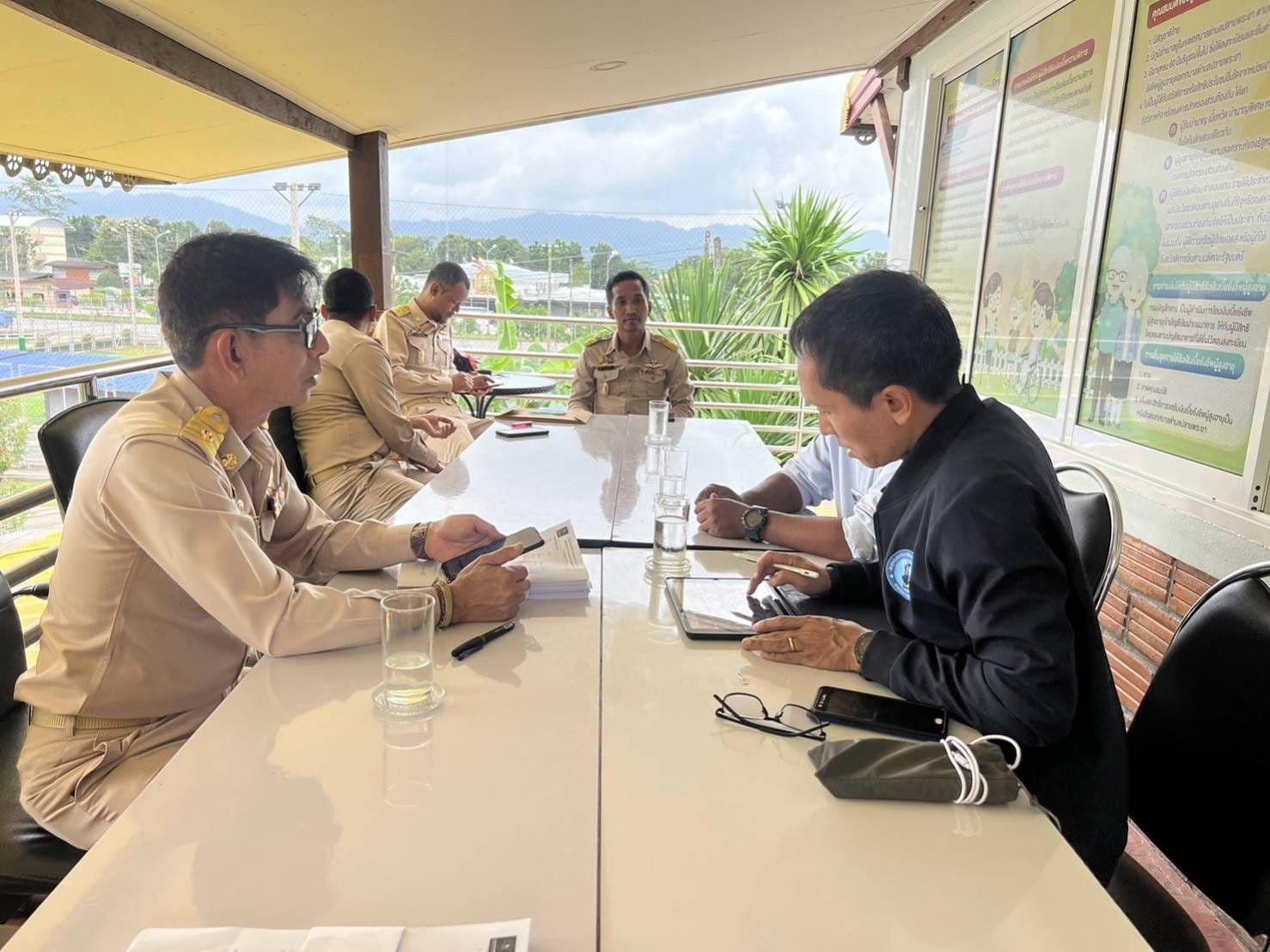 การประปาส่วนภูมิภาคสาขาอ่าวลึก เข้าร่วมประชุม และแลกเปลี่ยนความคิดเห็น ร่วมกับ นายสุพจน์ บุญยัง นายกเทศมนตรีตำบลปลายพระยา