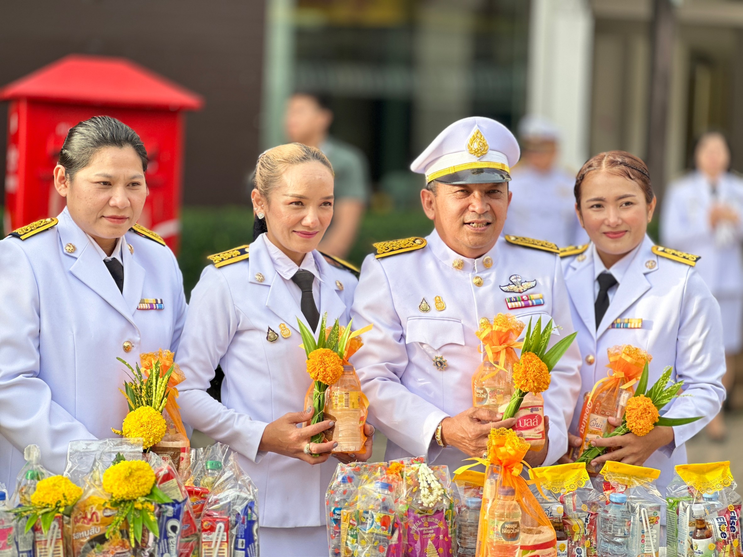การประปาส่วนภูมิภาคสาขาชุมพร เข้าร่วมกิจกรรมเนื่องในวันคล้ายวันพระบรมราชสมภพพระบาทสมเด็จพระบรมชนกาธิเบศร มหาภูมิพลอดุลยเดชมหาราช บรมนาถบพิตร วันชาติ และวันพ่อแห่งชาติ วันที่ 5 ธันวาคม 2566