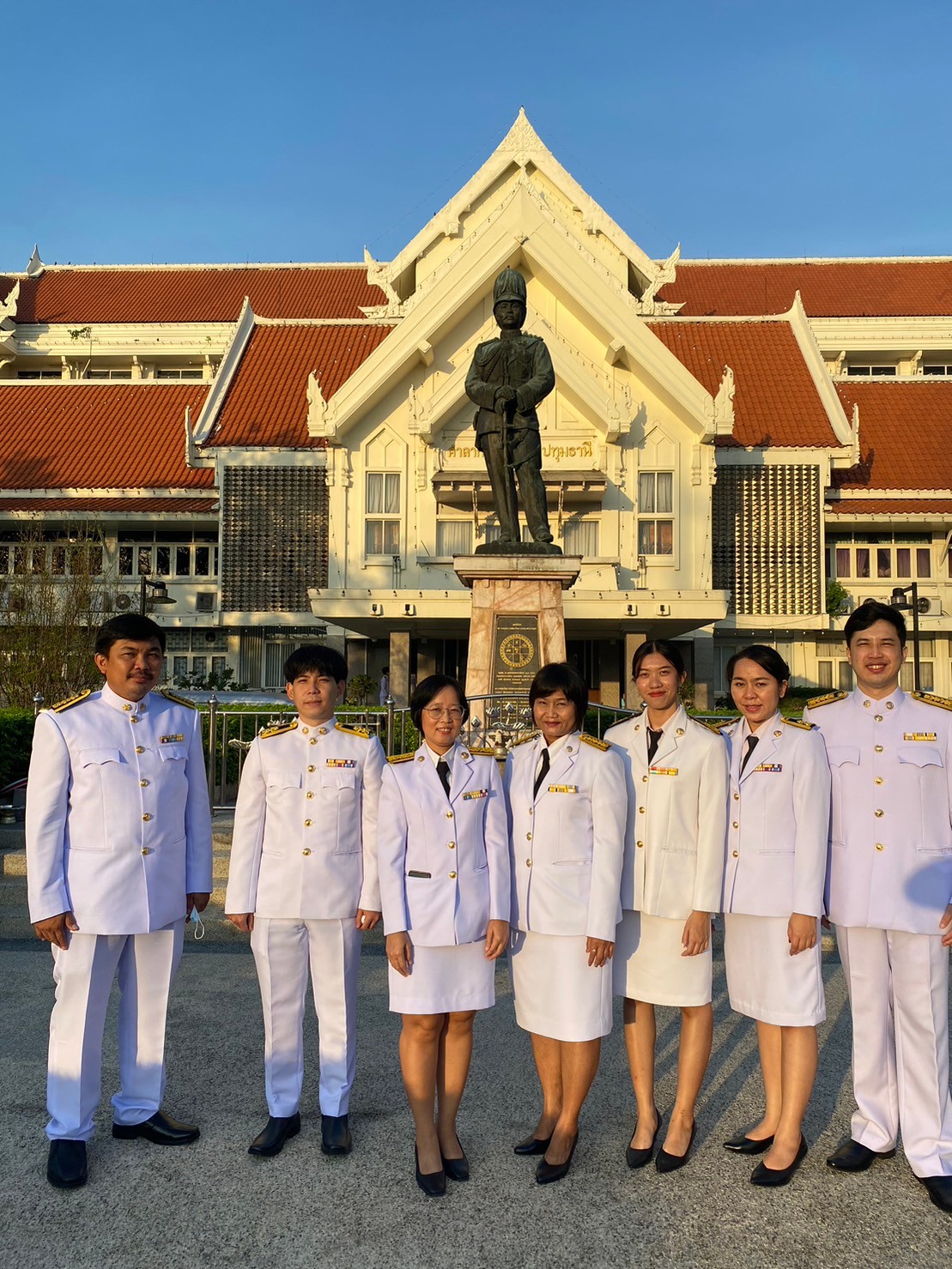 กปภ.สาขารังสิต(พ) เข้าร่วมพิธีเจริญพระพุทธมนต์และทำบุญตักบาตรถวายพระราชกุศล เนื่องในวันคล้ายวันพระบรมราชสมภพ พระบาทสมเด็จพระบรมชนกาธิเบศร มหาภูมิพลอดุลยเดชมหาราช บรมนาถบพิตร วันชาติ และวันพ่อแห่งชาติ 5 ธันวาคม 2566