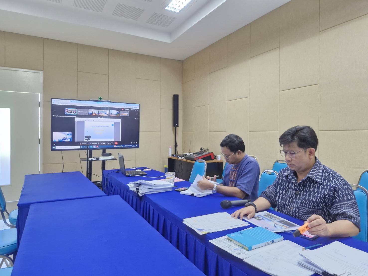 กปภ.สาขาคลองหลวง เข้าร่วมประชุมขับเคลื่อนภารกิจยุทธศาสตร์ภารกิจควบคุมน้ำสูญเสีย ครั้งที่ 12/2566 ประจำเดือนธันวาคม