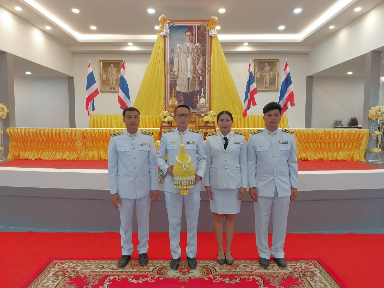 การประปาส่วนภูมิสาขาอ่าวลึก เข้าร่วมกิจกรรมเนื่องในวันคล้ายวันพระบรมราชสมภพ พระบาทสมเด็จพระบรมชนกาธิเบศร มหาภูมิพลอดุลยเดชมหาราช บรมนาถบพิตร วันชาติ และวันพ่อแห่งชาติ
