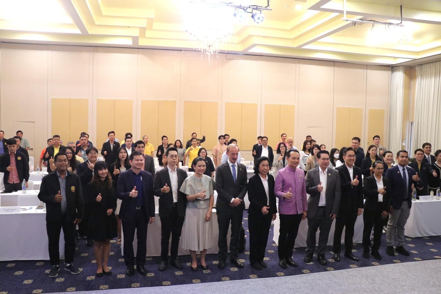 กปภ.สาขาภูเก็ต ร่วมประชุมเปิดตัวโครงการพัฒนาเมืองแบบองค์รวม เพื่อส่งเสริมการเติบโตแบบคาร์บอนต่ำและการเป็นเมืองที่ฟื้นตัวได้