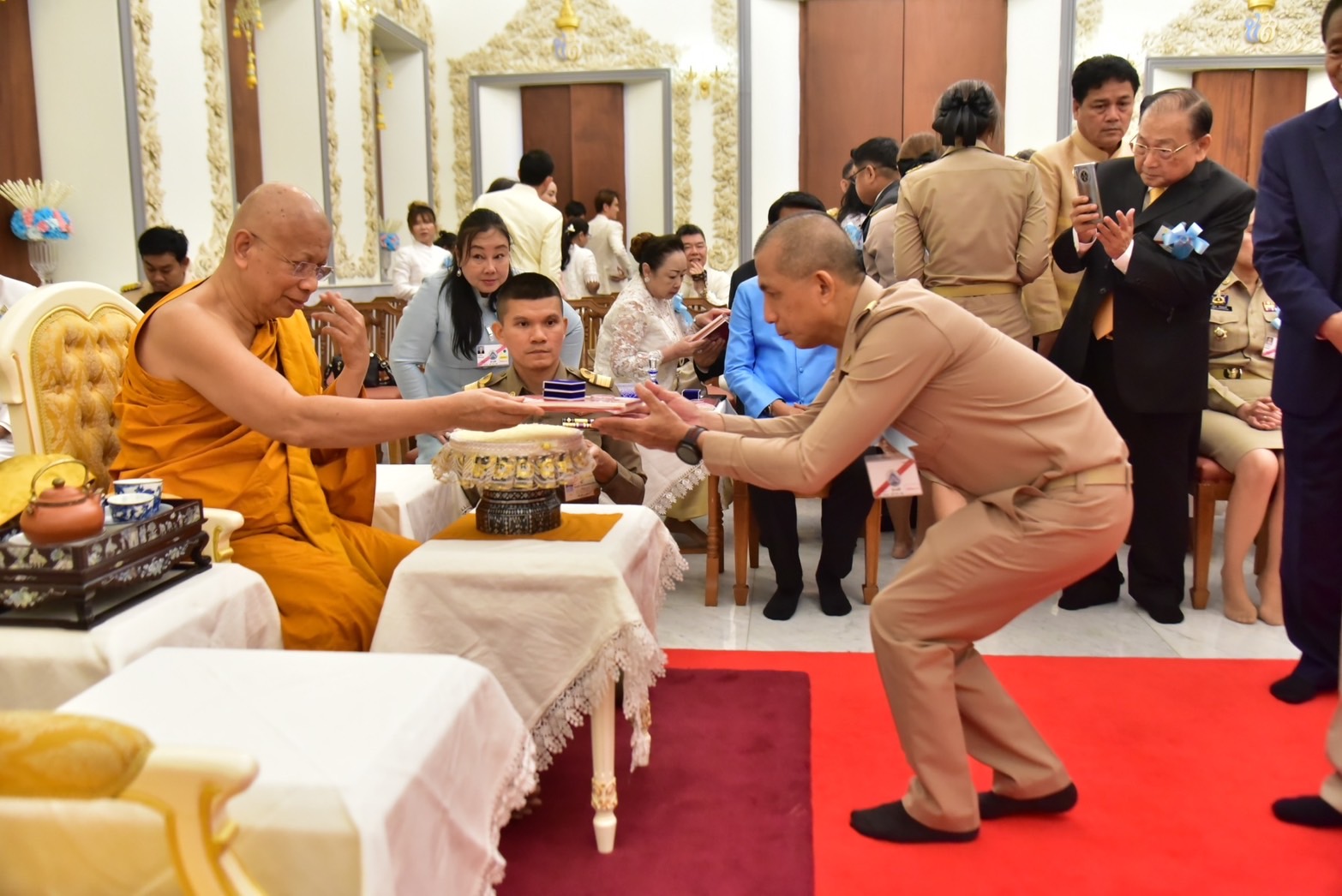 กปภ.สาขาอ้อมน้อย เข้าร่วมการรับเสด็จ สมเด็จพระอริยวงศาคตญาณ สมเด็จพระสังฆราช สกลมหาสังฆปริณายก
