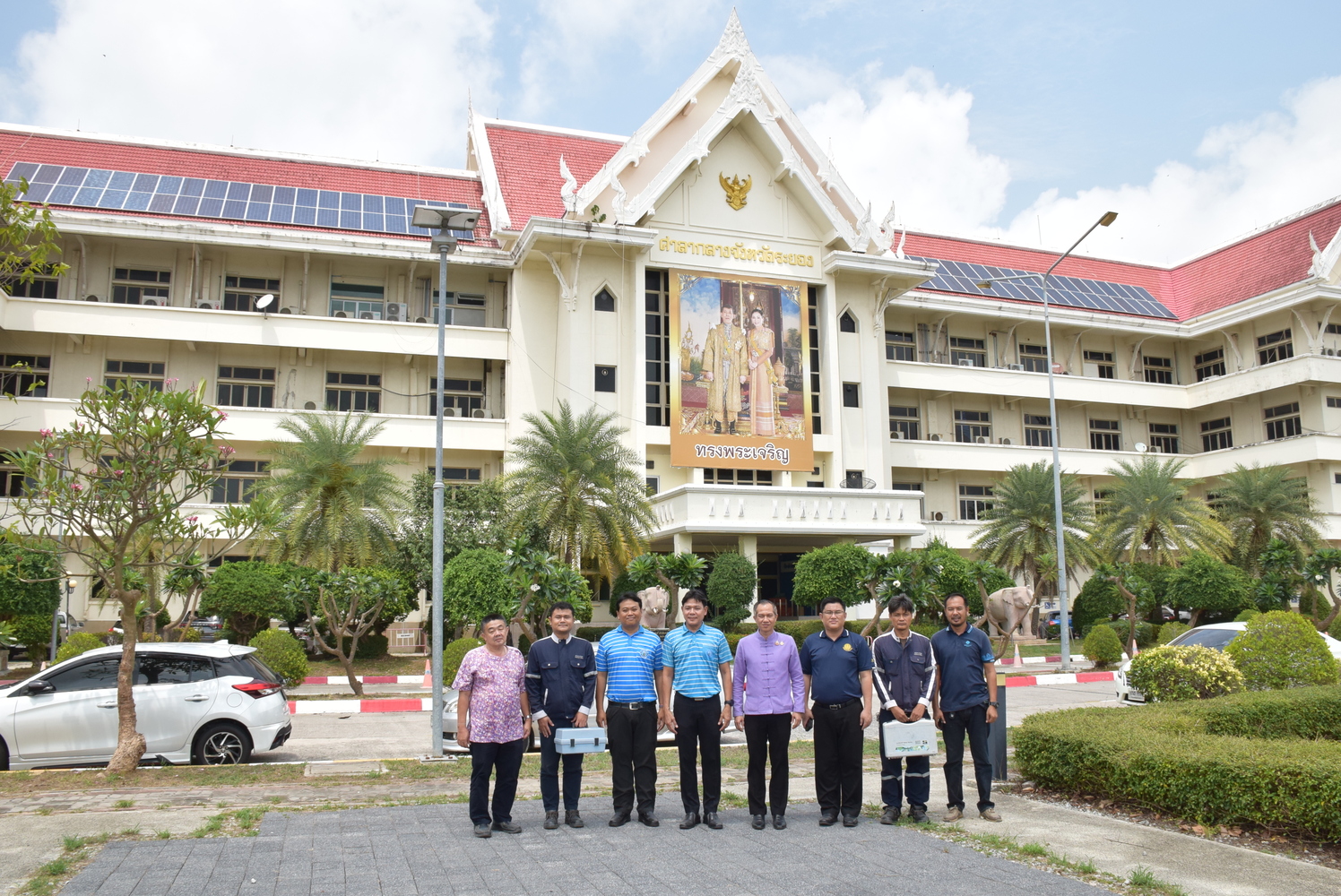 กปภ.สาขาระยอง ร่วมกับบริษัทยูยูฯ ดำเนินการล้างถังน้ำใส ให้แก่ศูนย์ราชการ จ.ระยอง