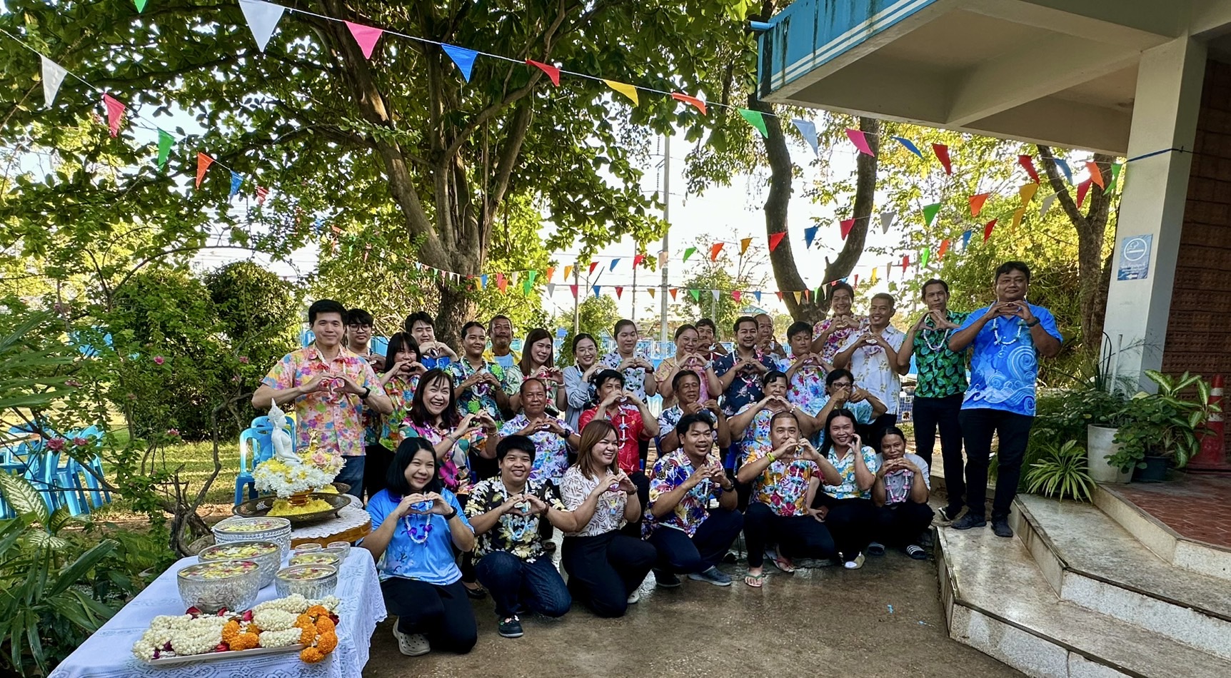 กปภ.สาขาพิษณุโลก ทำบุญสำนักงาน สรงน้ำพระแม่ธรณี พระพุทธ เนื่องในโอกาสประเพณีวันสงกรานต์ 2568