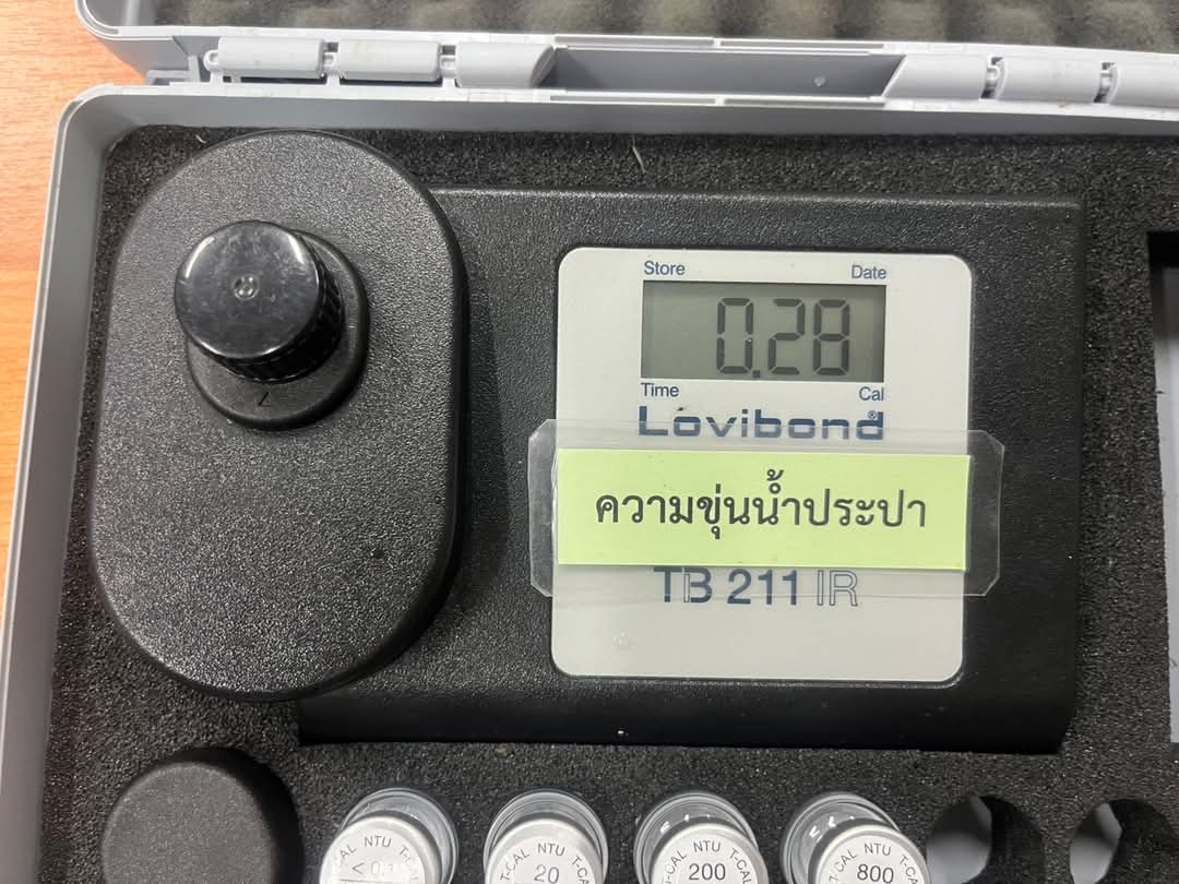 กปภ.สาขาคลองท่อม ดำเนินการตรวจสอบคุณภาพน้ำดิบประจำวันเพื่อใช้ในการผลิตน้ำประปา