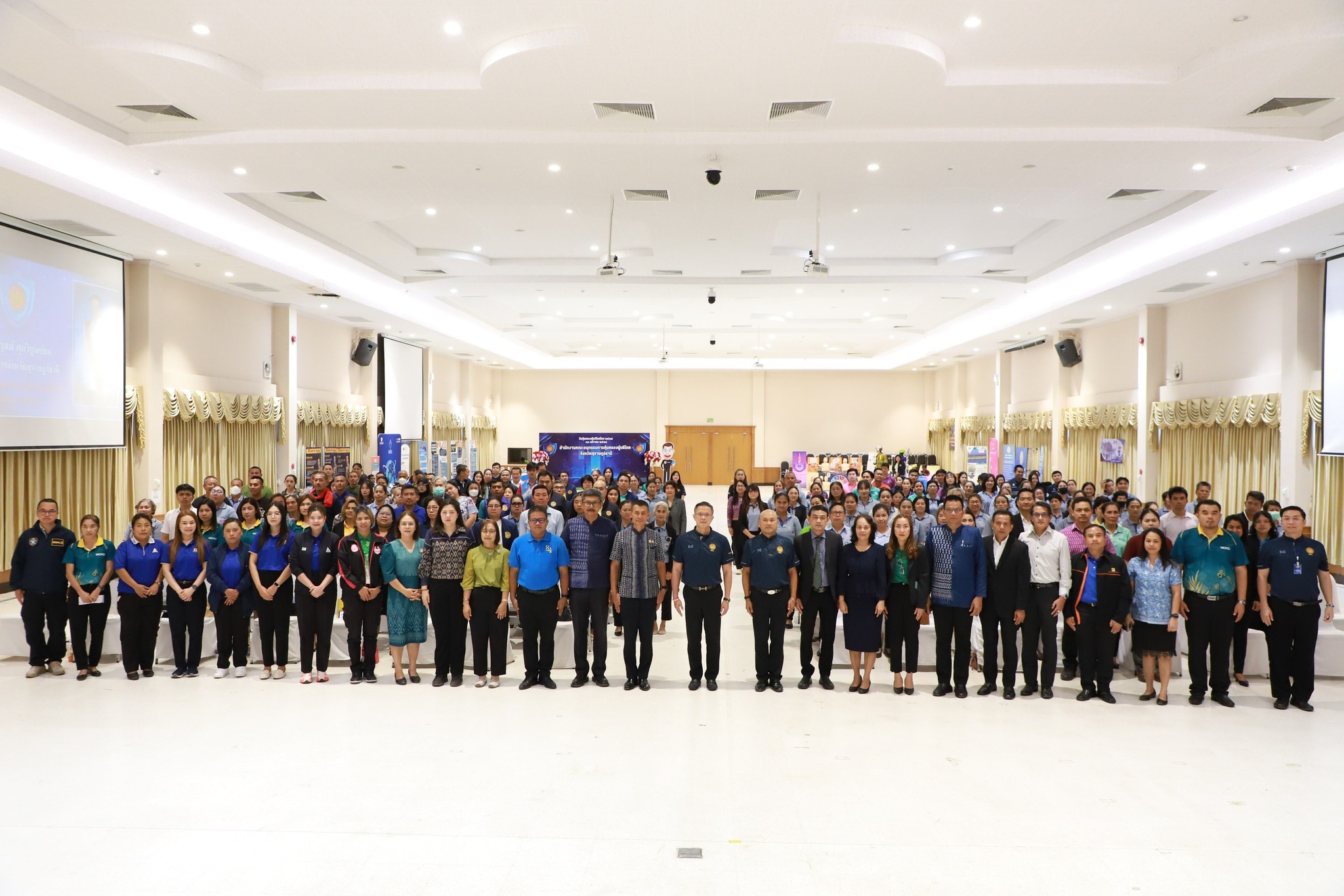 กปภ.สาขาสุราษฎร์ธานี(พ) เข้าร่วมพิธีเปิดงาน วันคุ้มครองผู้บริโภคไทย 2568 สร้างเกราะป้องกัน เสริมสร้างความรู้สิทธิผู้บริโภค