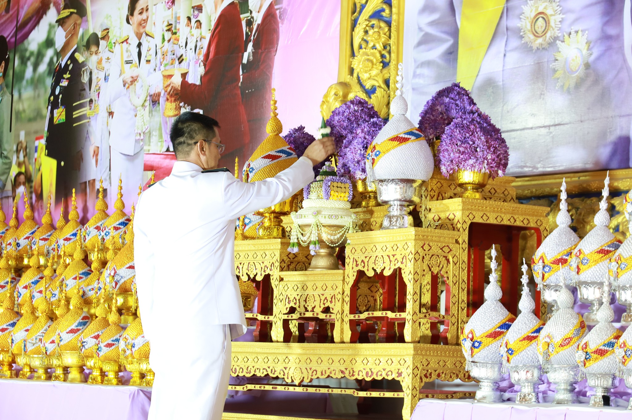 กปภ.สาขามหาสารคาม ร่วมพิธีวางพานพุ่ม และพิธีจุดเทียนชัยถวายพระพรชัยมงคล สมเด็จพระนางเจ้าฯ พระบรมราชินี เนื่องในโอกาสวันเฉลิมพระชนมพรรษา วันที่ 3 มิถุนายน 2568