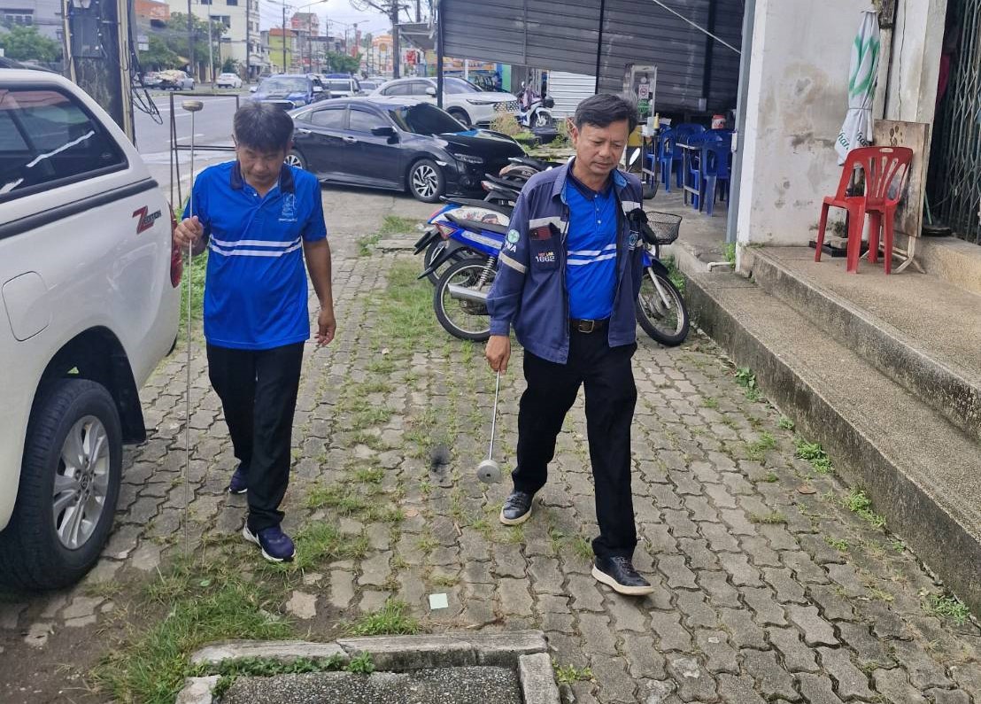 กปภ.สาขาภูเก็ต ลงพื้นที่สำรวจหาท่อแตกท่อรั่วเชิงรุก (ALC) บริเวณถนนเทพกระษัตรี ต.เกาะแก้ว อ.เมือง จ.ภูเก็ต