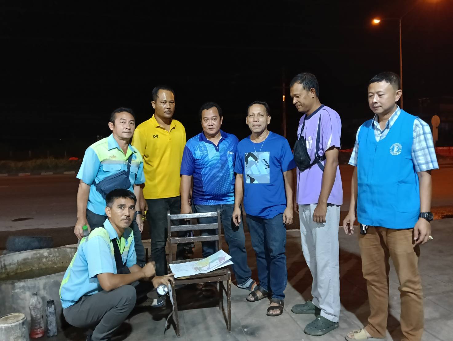 กปภ.สาขากาญจนดิษฐ์ ลงพื้นที่สำรวจเพื่อค้นหาท่อแตก-รั่ว โดยวิธี Step test ในพื้นที่ DMA-01-01 บริเวณตรงข้ามศูนย์ TOYOTA ท่าทองใหม่ อ.กาญจนดิษฐ์ จ.สุราษฎร์ธานี