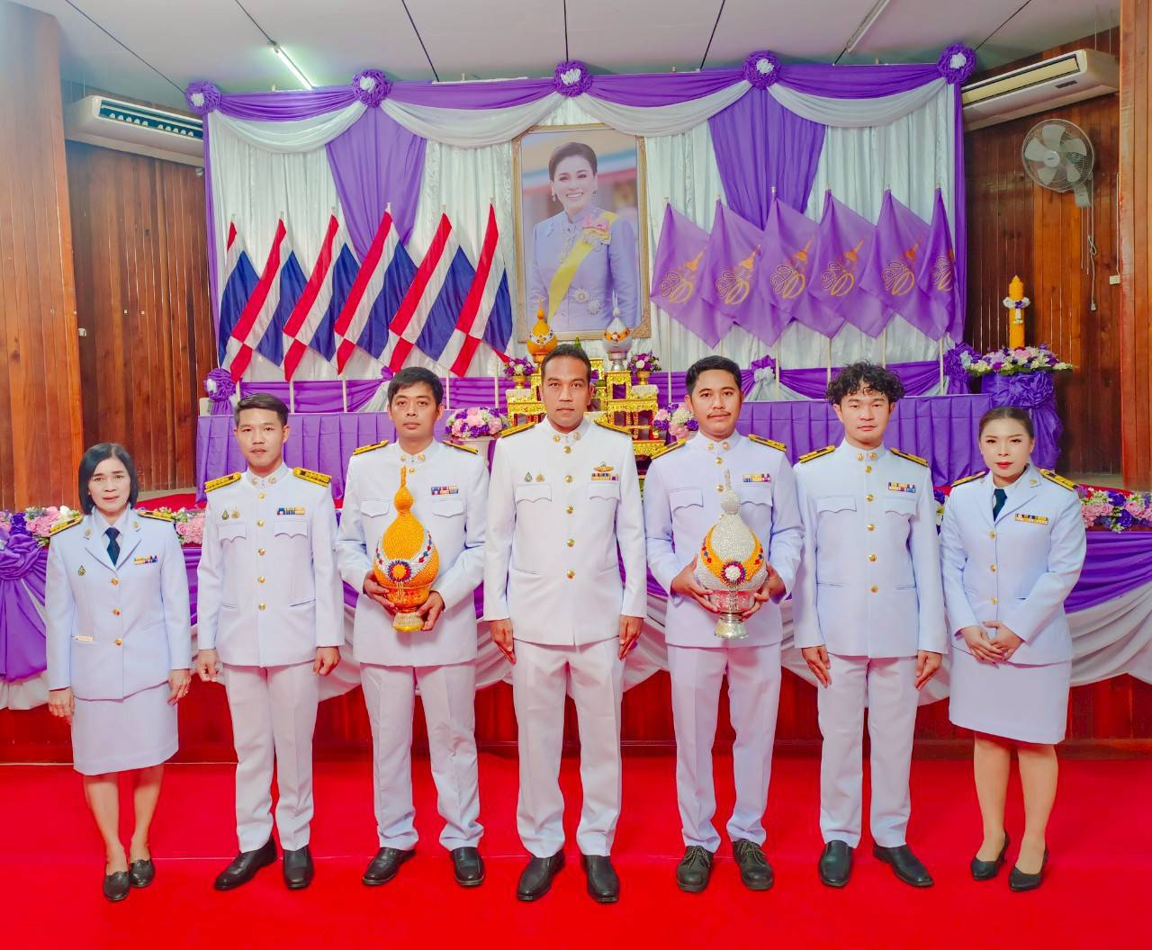 กปภ.สาขาท่ามะกา ร่วมพิธีถวายเครื่องราชสักการะและวางพานพุ่ม และพิธีจุดเทียนถวายพระพรชัยมงคล กิจกรรมเฉลิมพระเกียรติสมเด็จพระนางเจ้าฯ พระบรมราชินี เนื่องในโอกาสวันเฉลิมพระชนมพรรษา 3 มิถุนายน 2568 วันอังคาร ที่ 3 มิถุนายน 2568