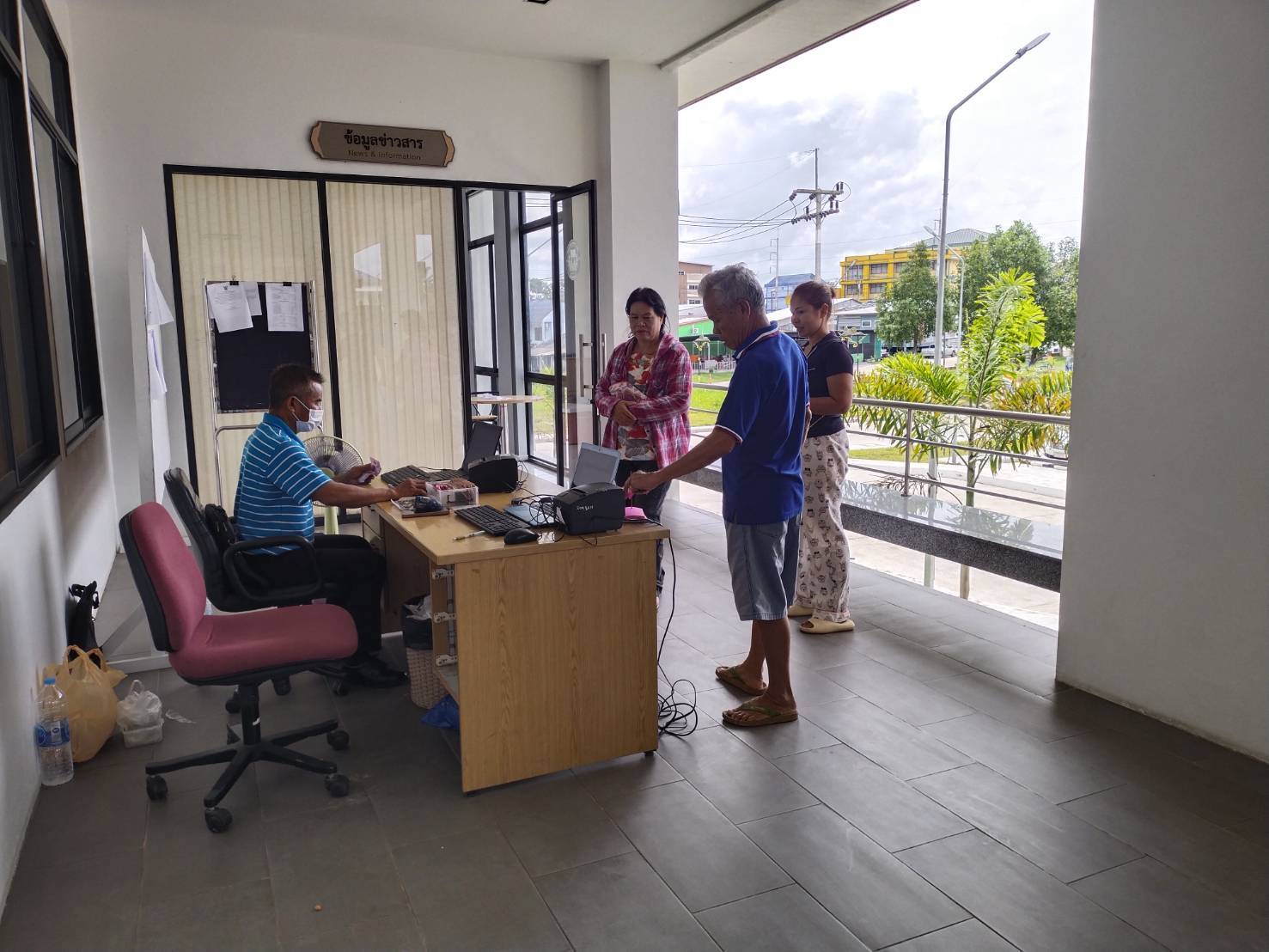 การประปาส่วนภูมิภาคสาขากระบี่ ออกหน่วย One Stop Service บริการรับชำระค่าน้ำประปาและรับคำร้องต่างๆ นอกสถานที่ ประจำเดือน มิถุนายน 2568