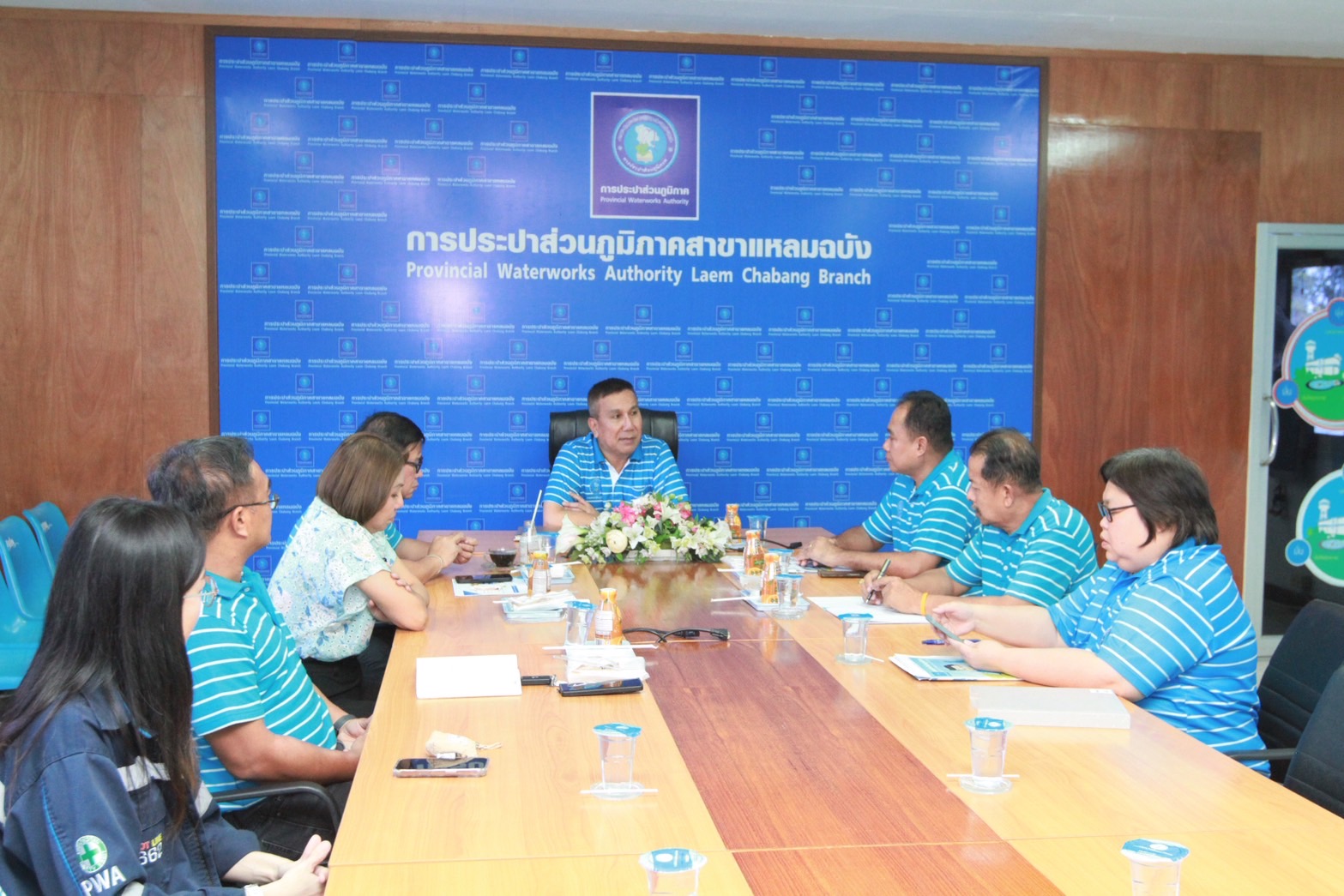 รปก.3 ให้การต้อนรับ พลอากาศตรี นิพนธ์ โพธิ์เจริญ ประธานกรรมการกิจการสัมพันธ์ กปภ. ลงพื้นที่ตรวจเยี่ยม กปภ.สาขาแหลมฉบัง พร้อมรับฟังข้อคิดเห็นจากผู้บริหารและพนักงาน