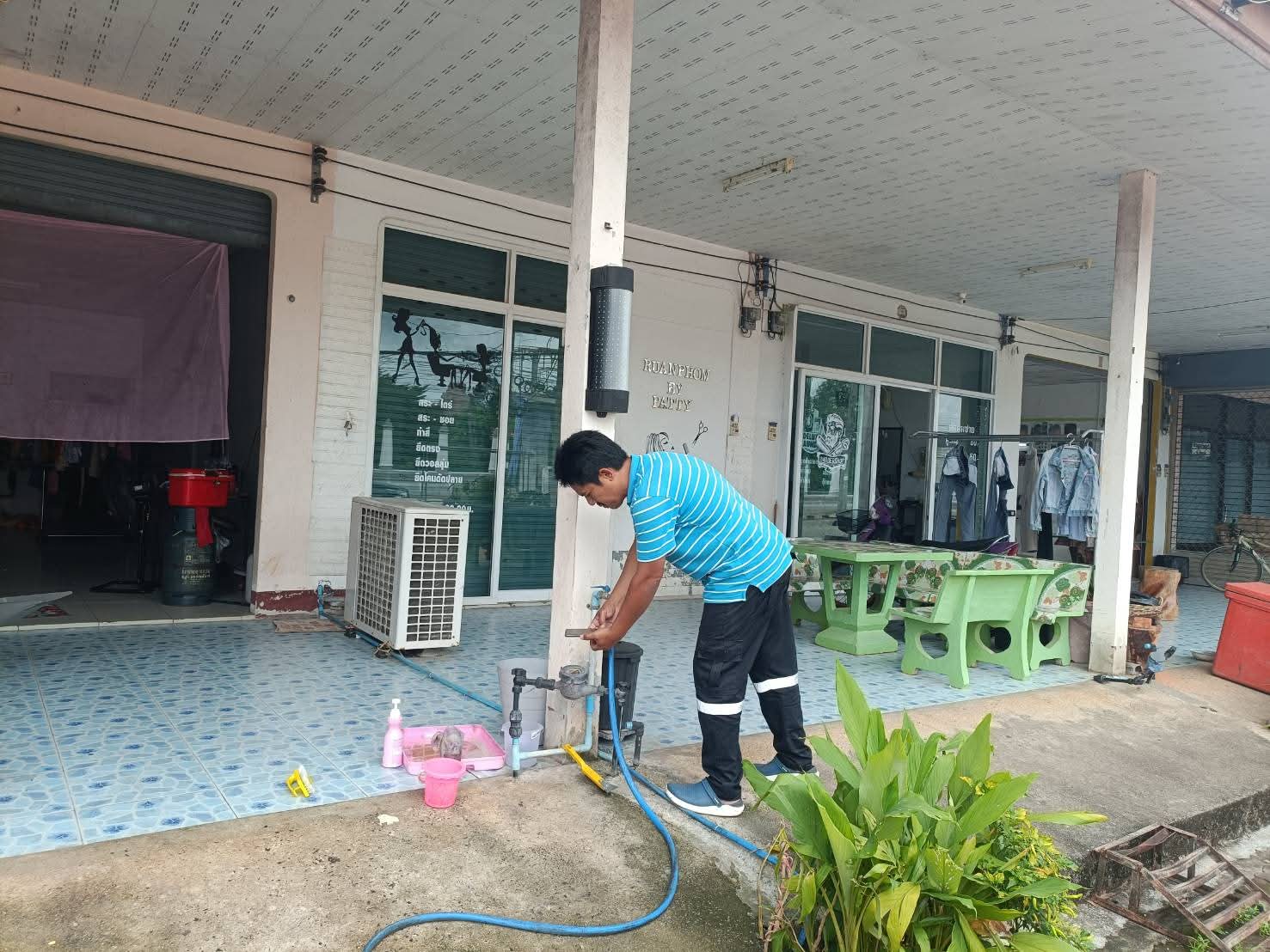 การประปาส่วนภูมิภาคสาขาคลองท่อม ลงพื้นที่สุ่มอ่านมาตรออนไลน์ ผ่านระบบแผนที่และการสุ่มอ่านมาตร