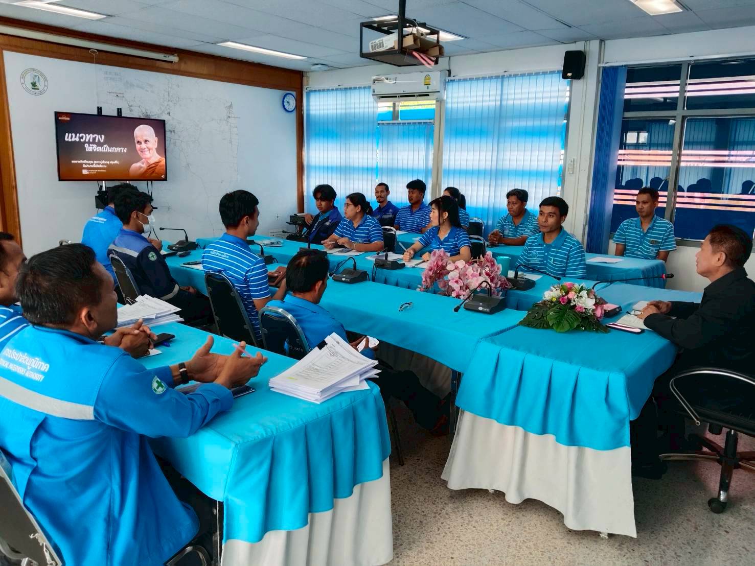 กปภ.สาขาปราณบุรี จัดกิจกรรมMorning Talk ประจำเดือนมิถุนายน 2568 ตามแผนกิจกรรมสร้างระบบและส่งเสริมความผูกพัน ตามยุทธศาสตร์ พร้อมคัดเลือกดาวเด่นประจำไตรมาส 3/2568