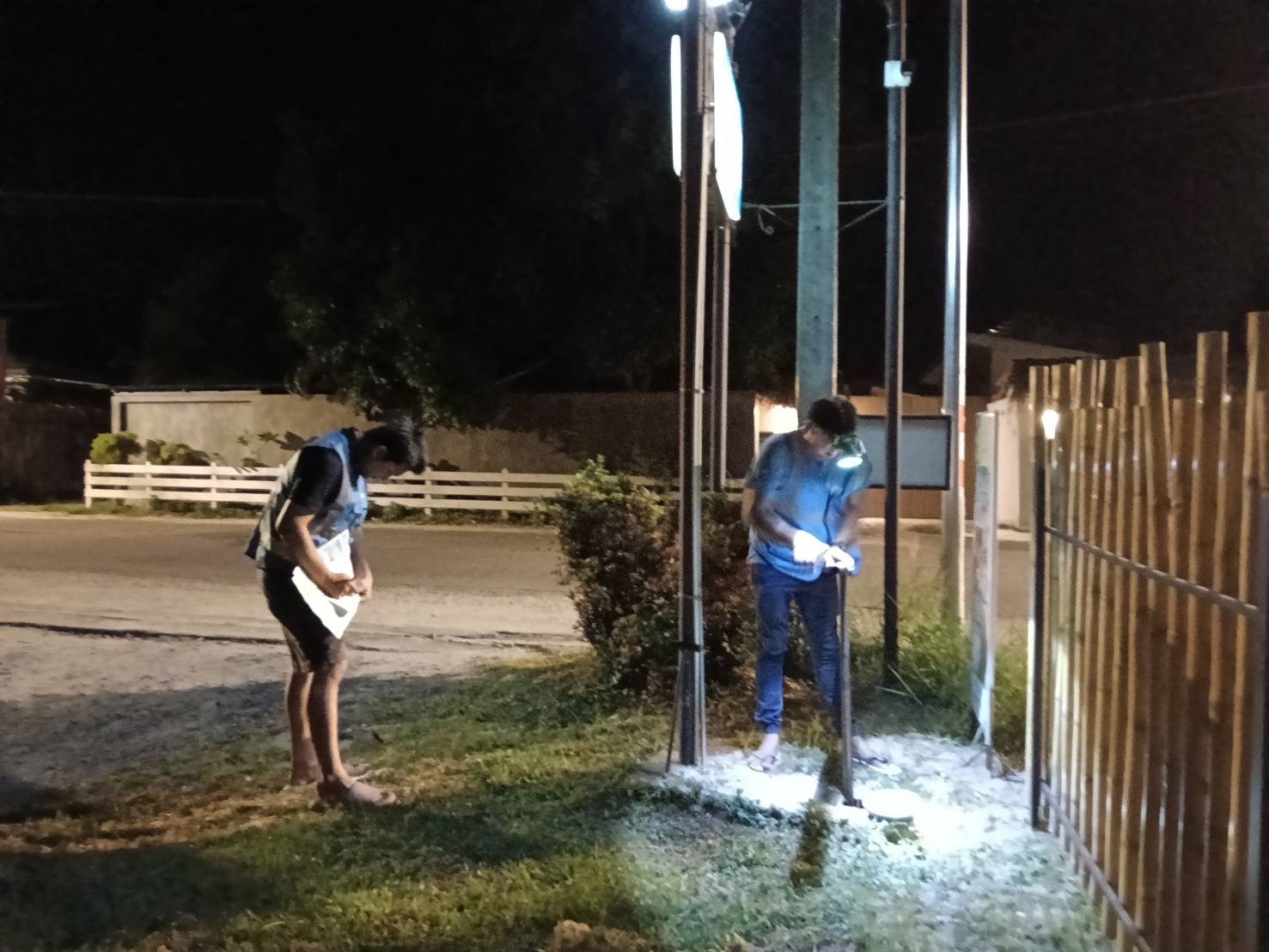 กปภ.สาขาเกาะพะงัน ลงพื้นที่สำรวจเพื่อค้นหาท่อแตก-รั่ว ในพื้นที่จ่ายน้ำ MM03 บริเวณบ้านหาดริ้น หมู่ที่ 6 ตำบลบ้านใต้ อำเภอเกาะพะงัน จังหวัดสุราษฎร์ธานี