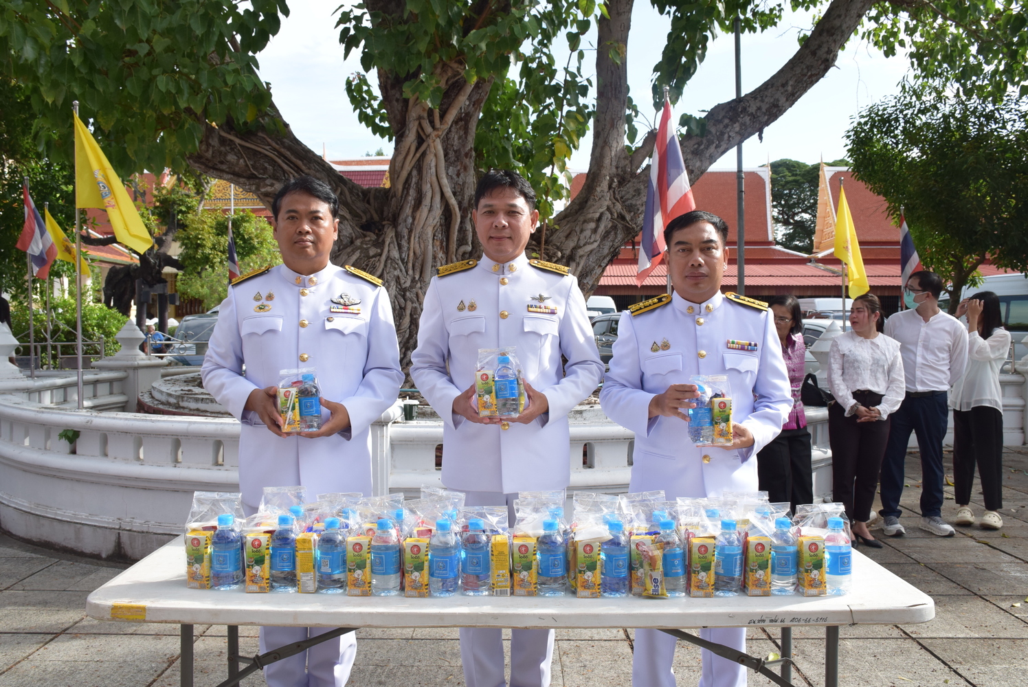 กปภ.สาขาระยอง ร่วมพิธีเจริญพระพุทธมนต์และพิธีทำบุญตักบาตรถวายพระราชกุศล เนื่องในโอกาสวันคล้ายวันประสูติสมเด็จพระเจ้าน้องนางเธอฯ