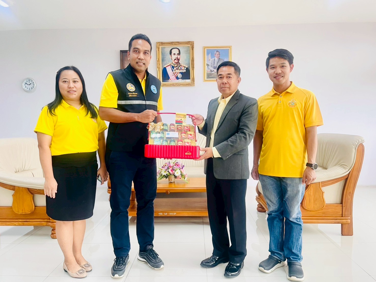 กปภ.สาขาท่ามะกา เข้าประสานงานกับ อปท.ในพื้นที่ วันอังคารที่ 29 กรกฎาคม 2568