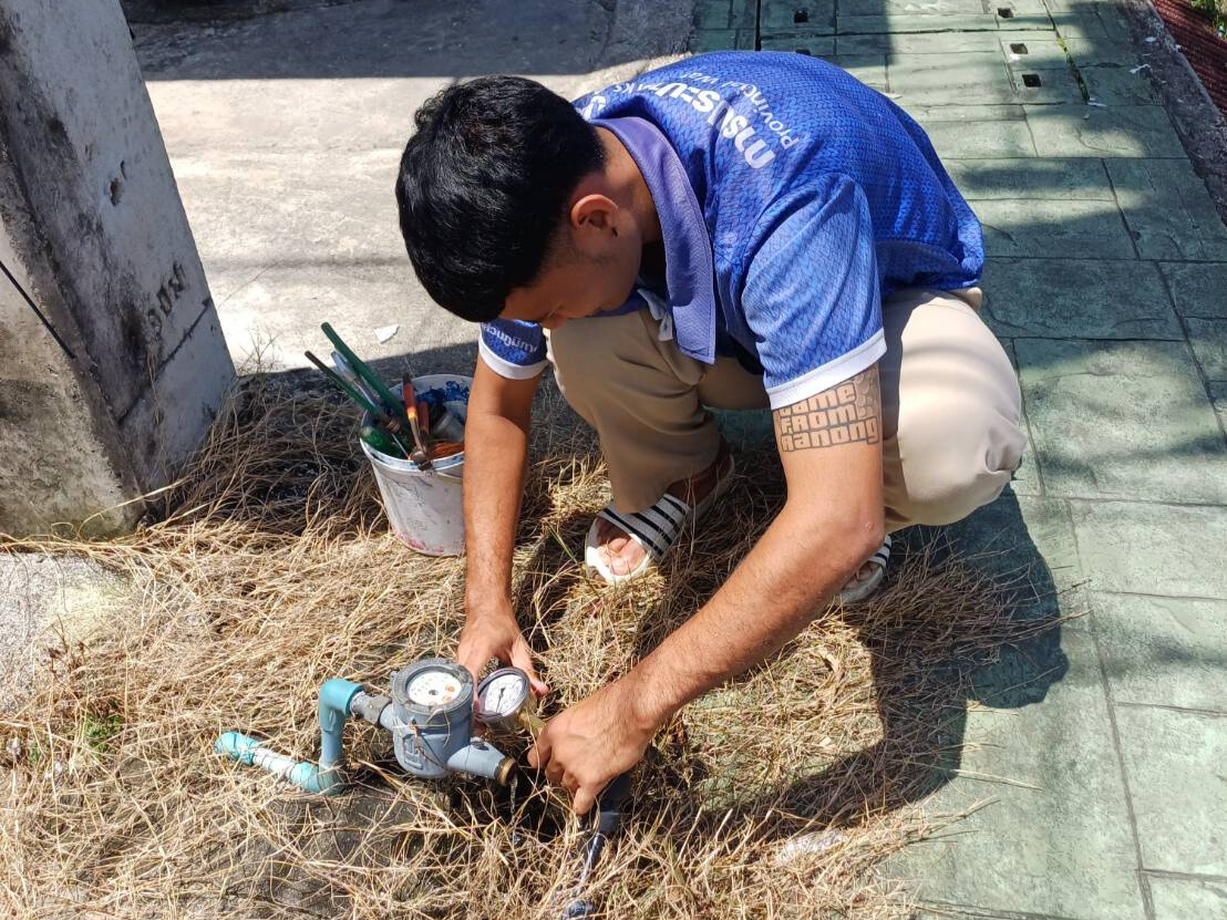 กปภ.สาขาระนอง ลงพื้นที่ตรวจวัดแรงดันน้ำ ตามโครงการ ผู้ใช้น้ำมั่นใจ กปภ.เช็คชัวร์