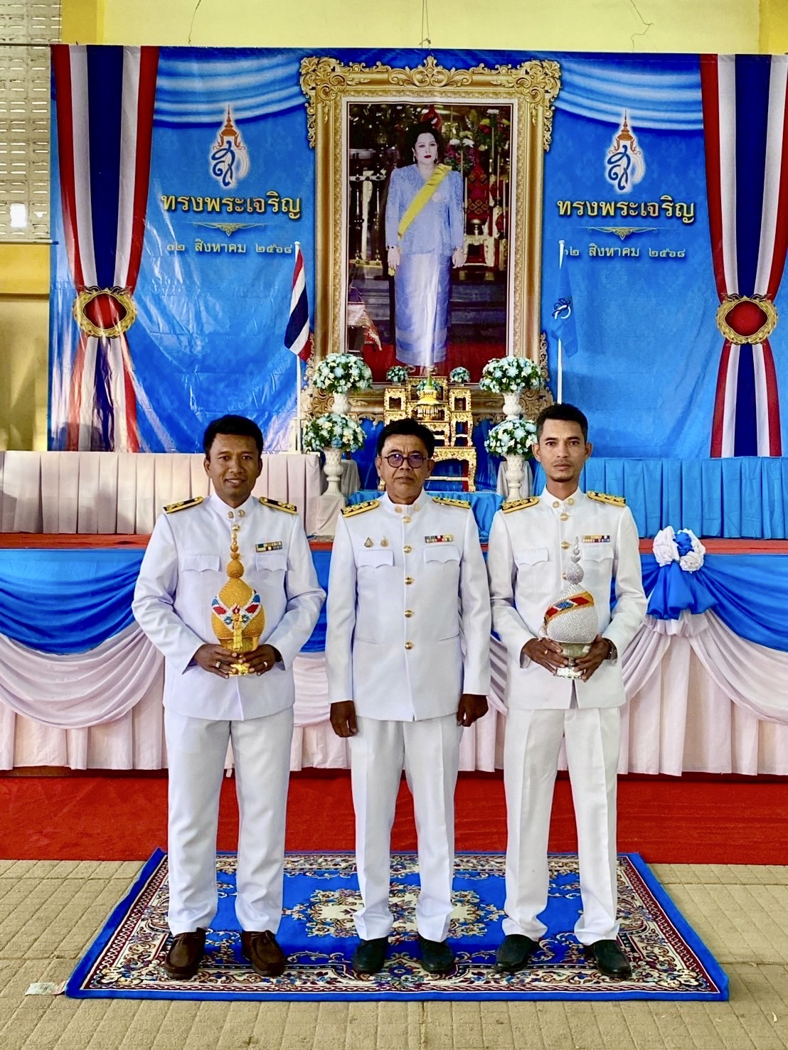 กปภ.สาขาเวียงสระ เข้าร่วมพิธีถวายเครื่องราชสักการะและวางพานพุ่ม และพิธีจุดเทียนถวายพระพรชัยมงคลฯ เบื้องหน้าพระฉายาลักษณ์ สมเด็จพระนางเจ้าสิริกิติ์ พระบรมราชินีนาถ พระบรมราชชนนีพันปีหลวง ๑๒ สิงหาคม ๒๕๖๘