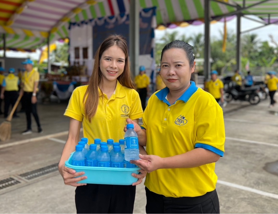 กปภ.สาขาสมุทรสงคราม ร่วมกิจกรรมจิตอาสาพัฒนา เนื่องในวันเฉลิมพระชนมพรรษาสมเด็จพระนางเจ้าสิริกิติ์ พระบรมราชินีนาถ พระบรมราชชนนีพันปีหลวง (วันแม่แห่งชาติ)
