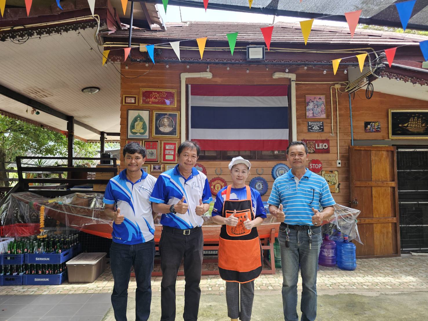 การประปาส่วนภูมิภาคสาขาปากท่อ บริการซ่อมท่อภายใน  ตามโครงการ มุ่ง มั่น เพื่อปวงชน เติมใจให้กัน