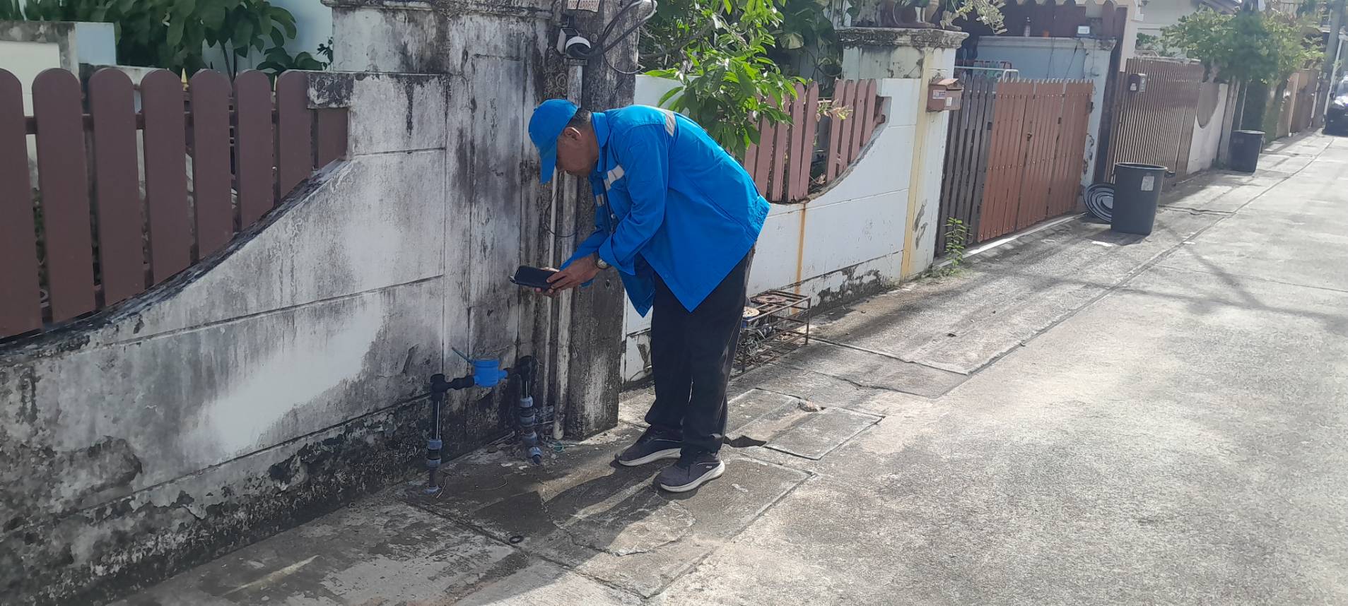 กปภ.สาขาภูเก็ต ลงพื้นที่สุ่มอ่านมาตรออนไลน์ ผ่านโปรแกรมระบบการจัดการสุ่มมาตรออนไลน์ ประจำเดือน สิงหาคม 2568