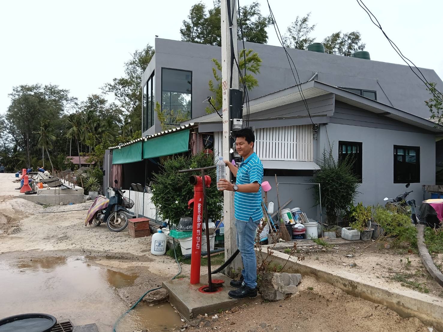 กปภ.สาขาเกาะพะงัน ลงพื้นที่ MM03 ระบายตะกอน บริเวณบ้านท้องศาลา ม.1 ต.เกาะพะงัน อ.เกาะพะงัน จ.สุราษฎร์ธานี