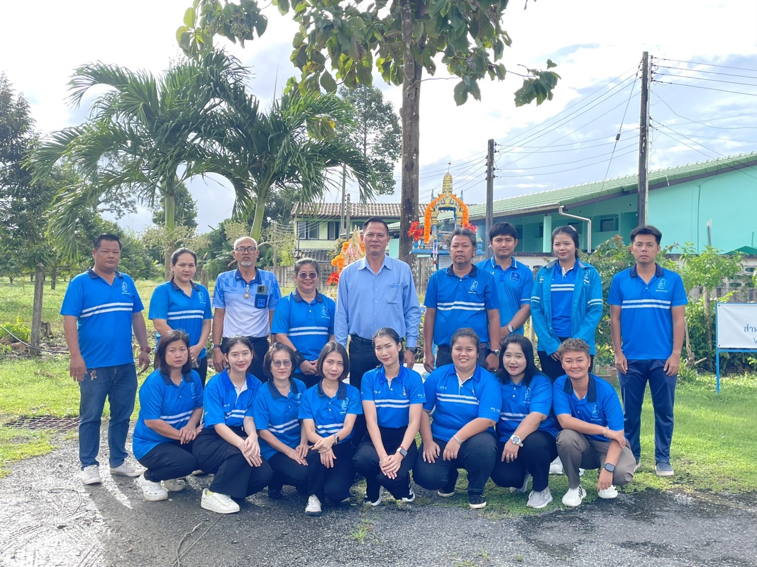 ผจก.กปภ.สาขาขลุง ไหว้สักการะสิ่งศักดิ์สิทธิ์ประจำสำนักงาน เนื่องในโอกาสเข้ารับตำแหน่งใหม่