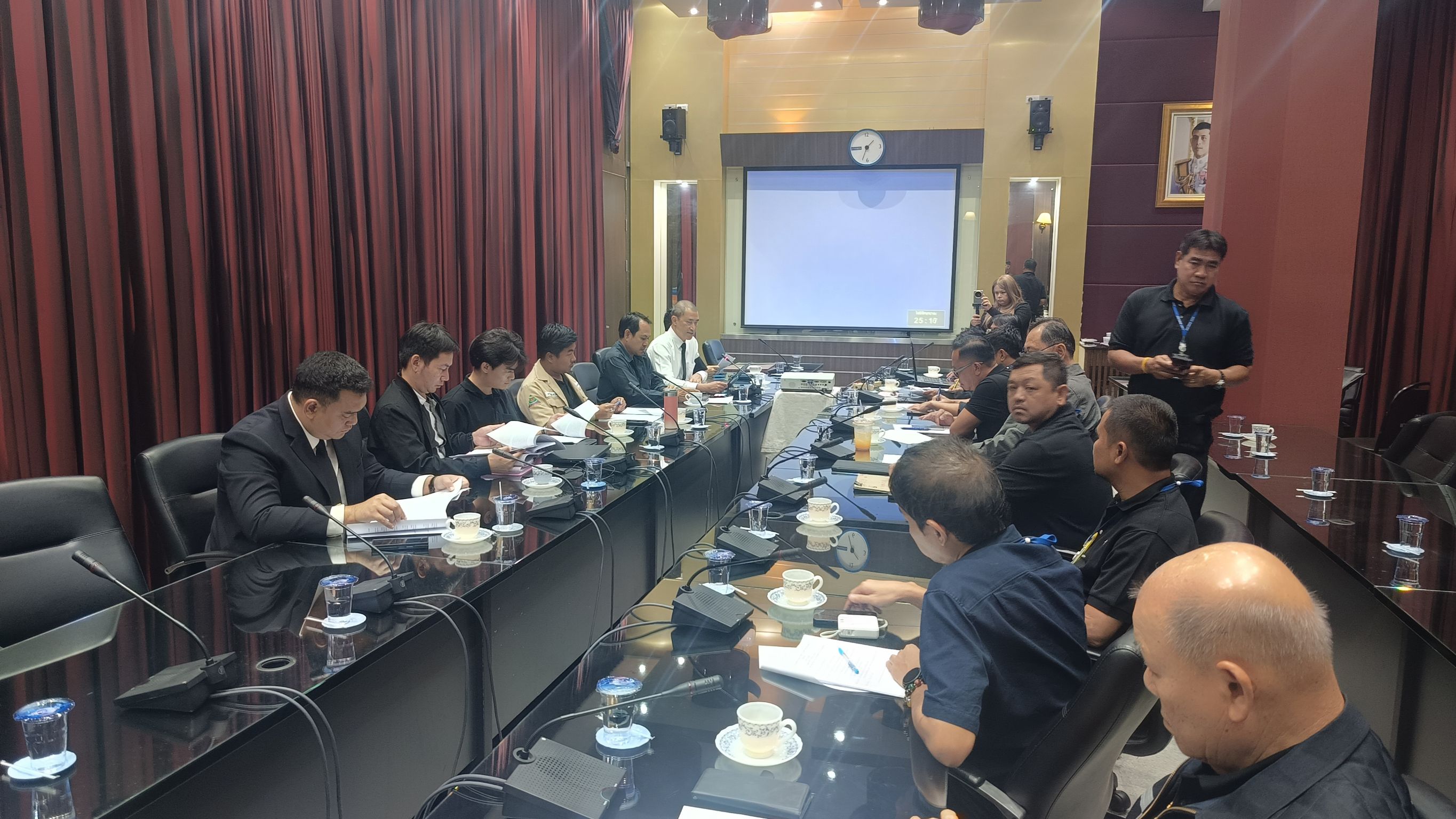 กปภ.สาขาพัทยา (พ) ร่วมประชุมกับเมืองพัทยา ติดตามงานโครงการพัฒนาระบบไฟฟ้าในเมืองใหญ่ระยะที่ 1 ครั้งที่ 10/2568