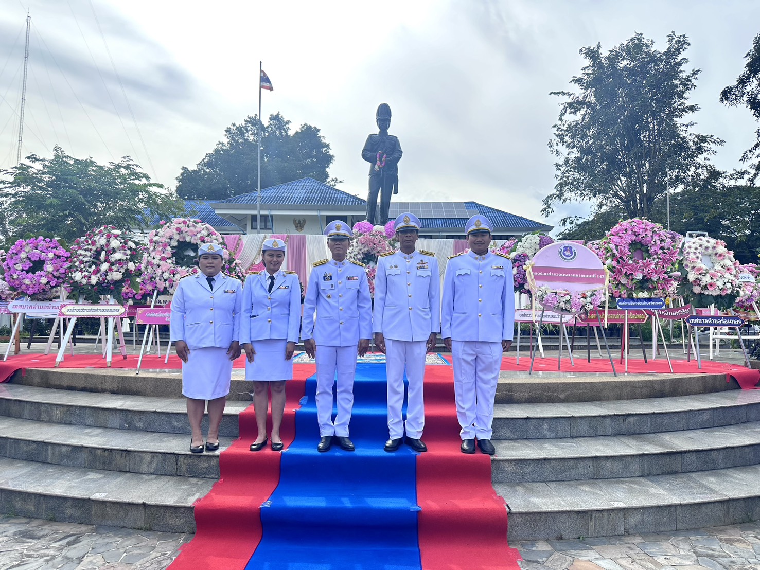 กปภ.สาขาบางสะพาน  เข้าร่วมกิจกรรมน้อมรำลึกในพระมหากรุณาธิคุณ เนื่องในวันคล้ายวันสวรรคต พระบาทสมเด็จพระจุลจอมเกล้าเจ้าอยู่หัว "วันปิยมหาราช" 23 ตุลาคม 2568