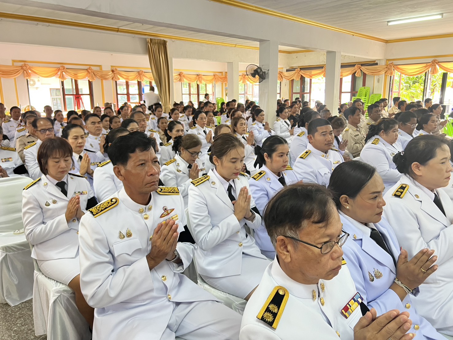 การประปาส่วนภูมิภาคสาขาบางสะพาน   เข้าร่วมพิธีบำเพ็ญกุศลและแสดงความอาลัย ในวาระครบ ๗ วัน (สัตตมวาร) เพื่อถวายเป็นพระราชกุศล แด่สมเด็จพระนางเจ้าสิริกิติ์ พระบรมราชินีนาถ พระบรมราชชนนีพันปีหลวง