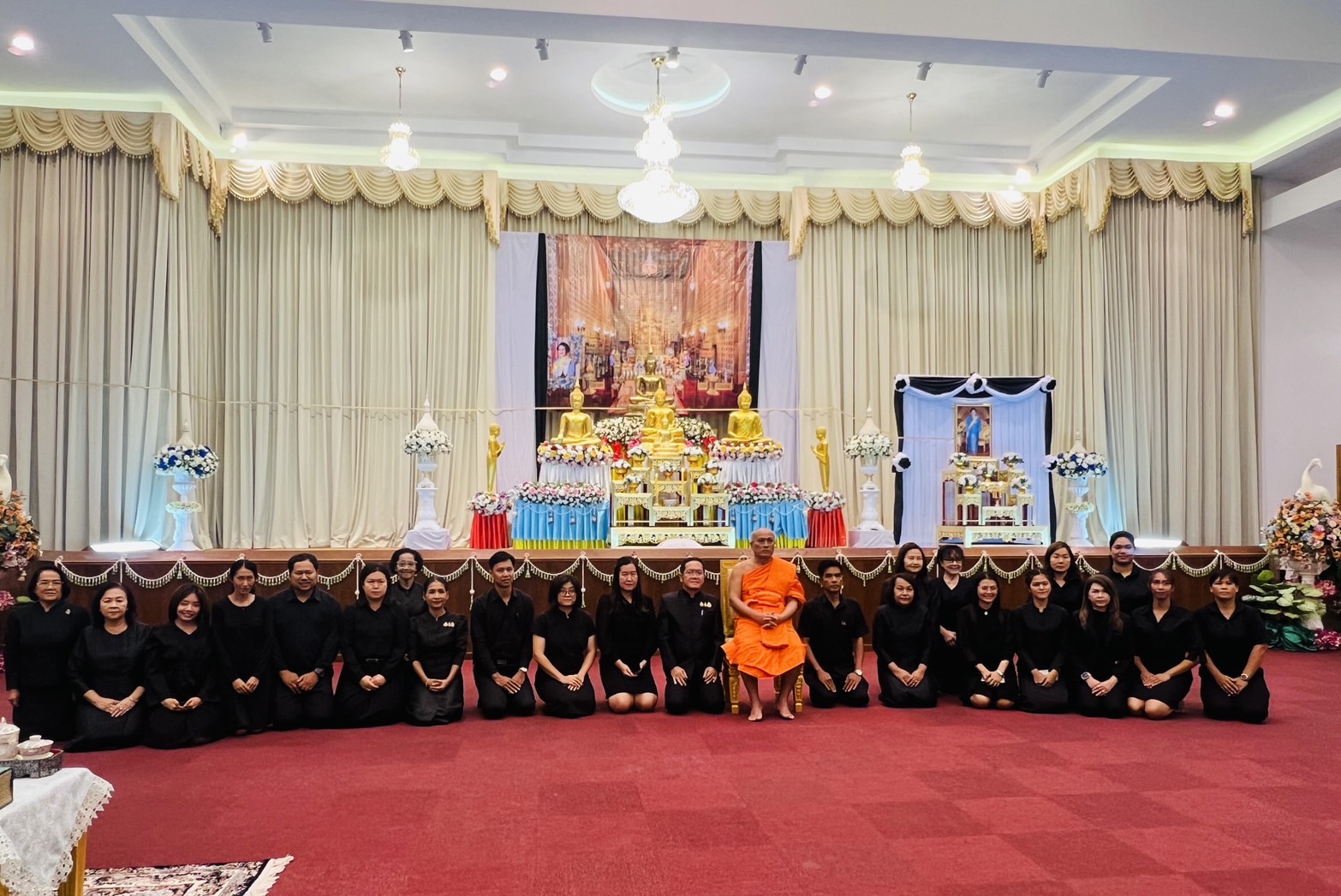 กปภ.สาขากุยบุรีร่วมพิธีบำเพ็ญกุศลถวายพระราชกุศลสมเด็จพระบรมราชชนนีพันปีหลวง