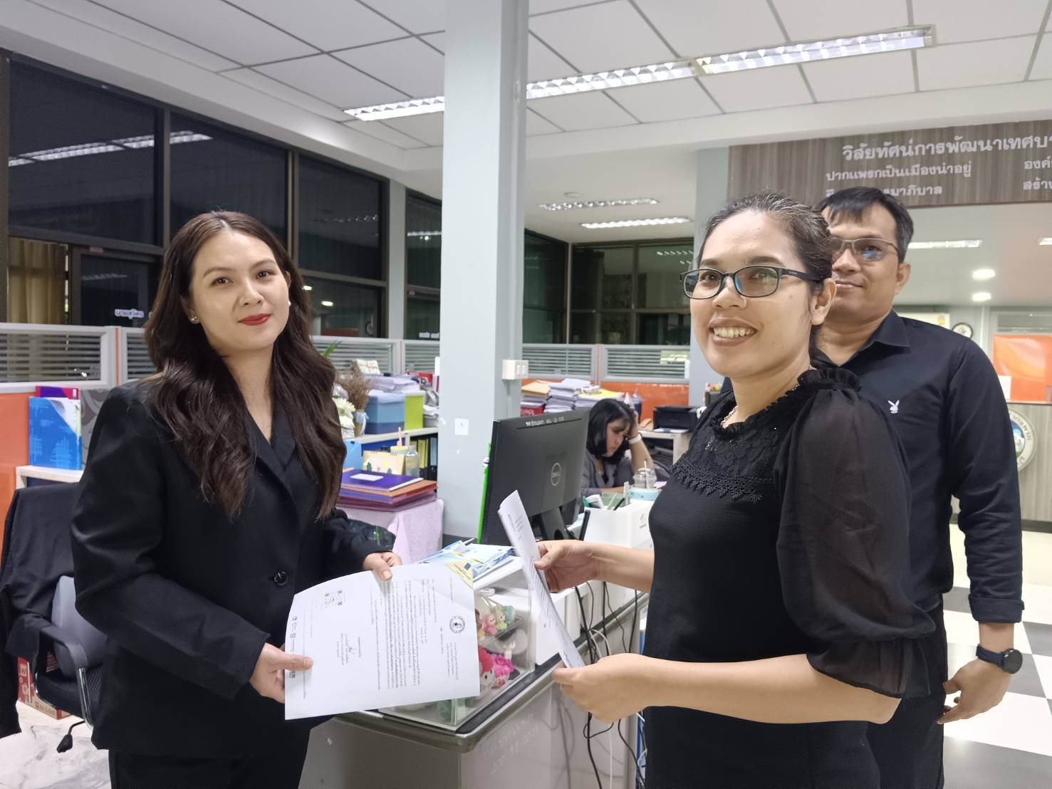 กปภ.สาขากาญจนบุรี ออกติดตามหนี้ค้างชำระค่าน้ำประปาของส่วนราชการ