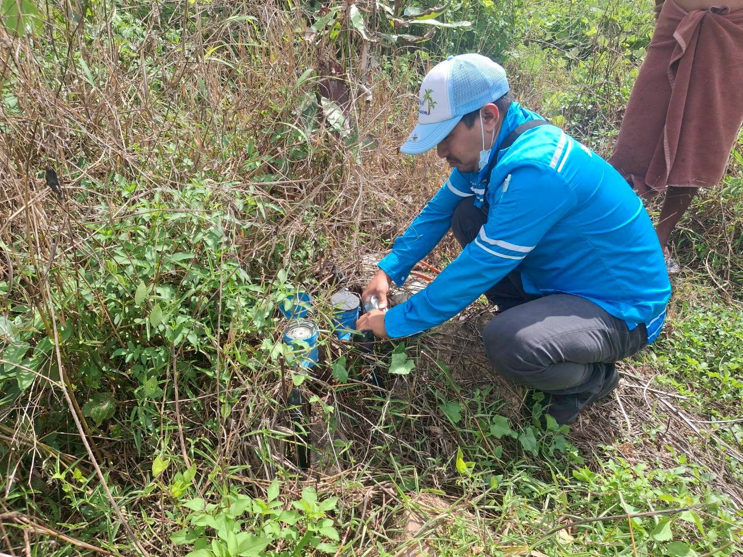 กปภ.สาขาขนอม ลงพื้นที่ตรวจวัดแรงดันน้ำเพื่อเป็นการวิเคราะห์หาจุดท่อแตก/รั่วเบื้องต้น และแก้ไขปัญหาน้ำไม่ไหล/น้ำไหลอ่อน บริเวณบ้านเลขที่ 7/6 ม.3 ต.ท้องเนียน อ.ขนอม จ.นครศรีธรรมราช