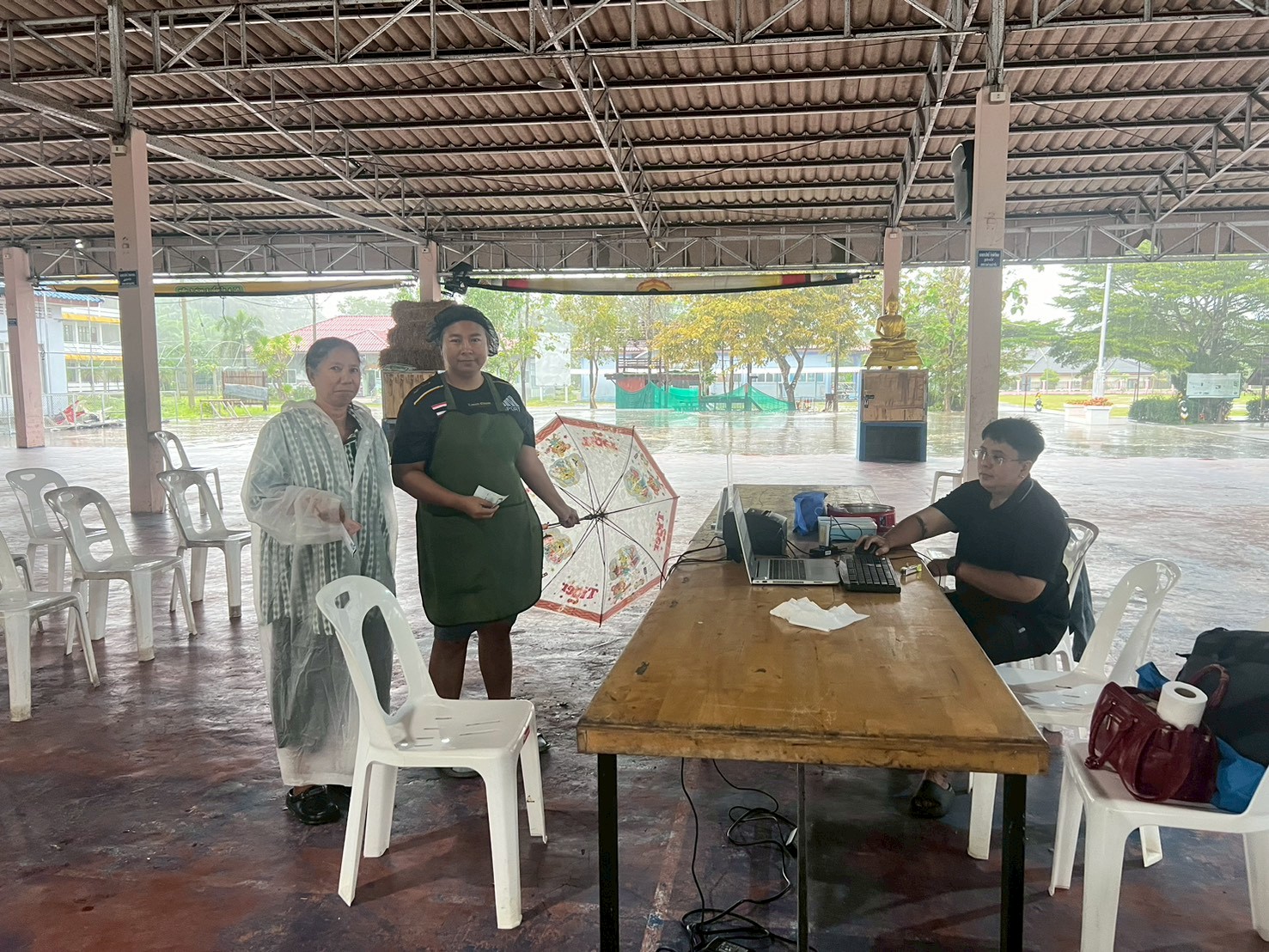 การประปาส่วนภูมิภาคสาขาคลองท่อม ได้ดำเนินการออกรับชำระค่าน้ำประปานอกสถานที่เชิงรุก