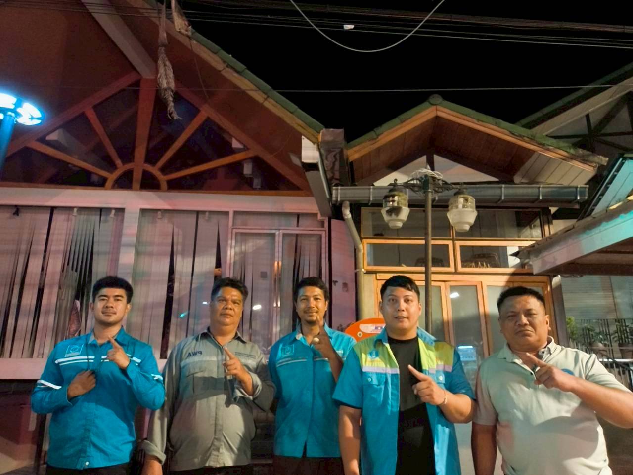 กปภ.สาขาตะกั่วป่า ดำเนินงานตามแผนบริหารจัดการน้ำสูญเสียเชิงรุก ทำ Step Test ลงพื้นที่เดินเท้าหาท่อแตกรั่ว พร้อมซ่อมปิดจุด เพื่อลดการเกิดน้ำสูญเสีย