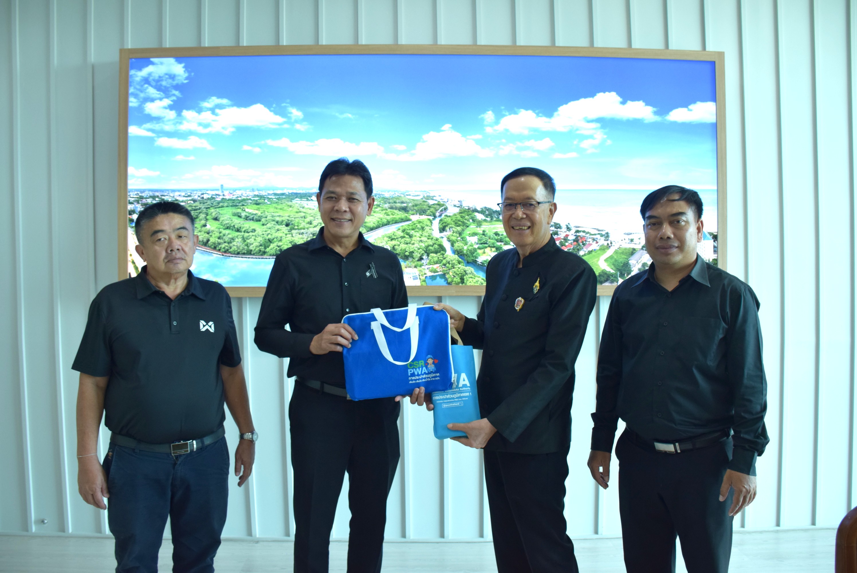 กปภ.สาขาระยอง เข้าสวัสดีปีใหม่ หน่วยงานราชการในพื้นที่ จ.ระยอง